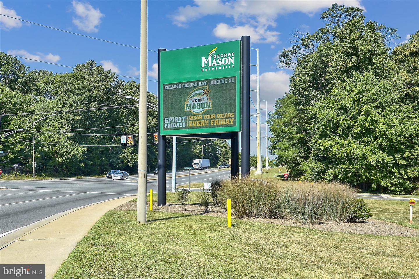 4132 LEONARD DR, FAIRFAX, Virginia 22030, 3 Bedrooms Bedrooms, ,1 BathroomBathrooms,Residential,For sale,4132 LEONARD DR,VAFC2007824 MLS # VAFC2007824