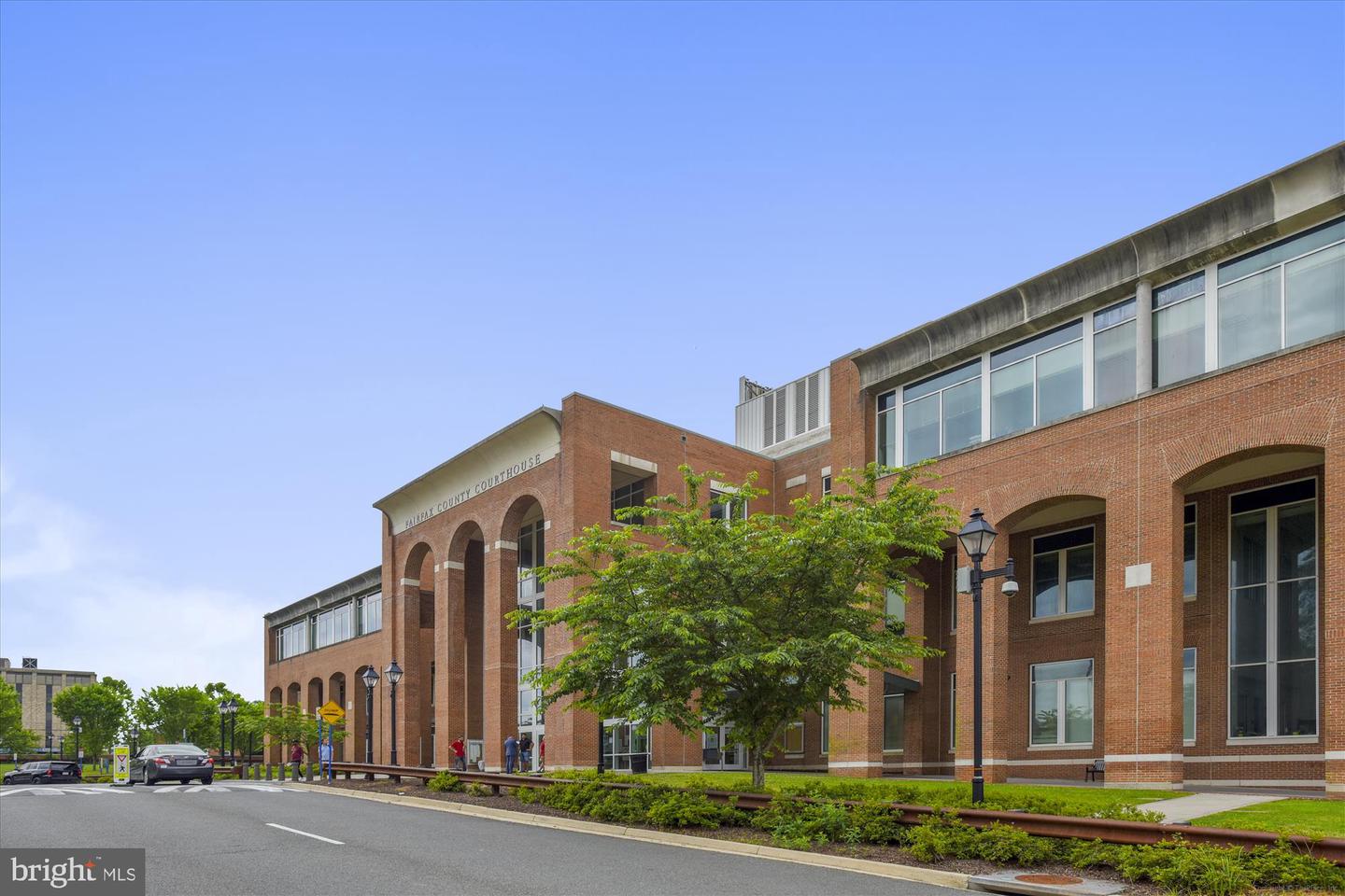 4132 LEONARD DR, FAIRFAX, Virginia 22030, 3 Bedrooms Bedrooms, ,1 BathroomBathrooms,Residential,For sale,4132 LEONARD DR,VAFC2007824 MLS # VAFC2007824