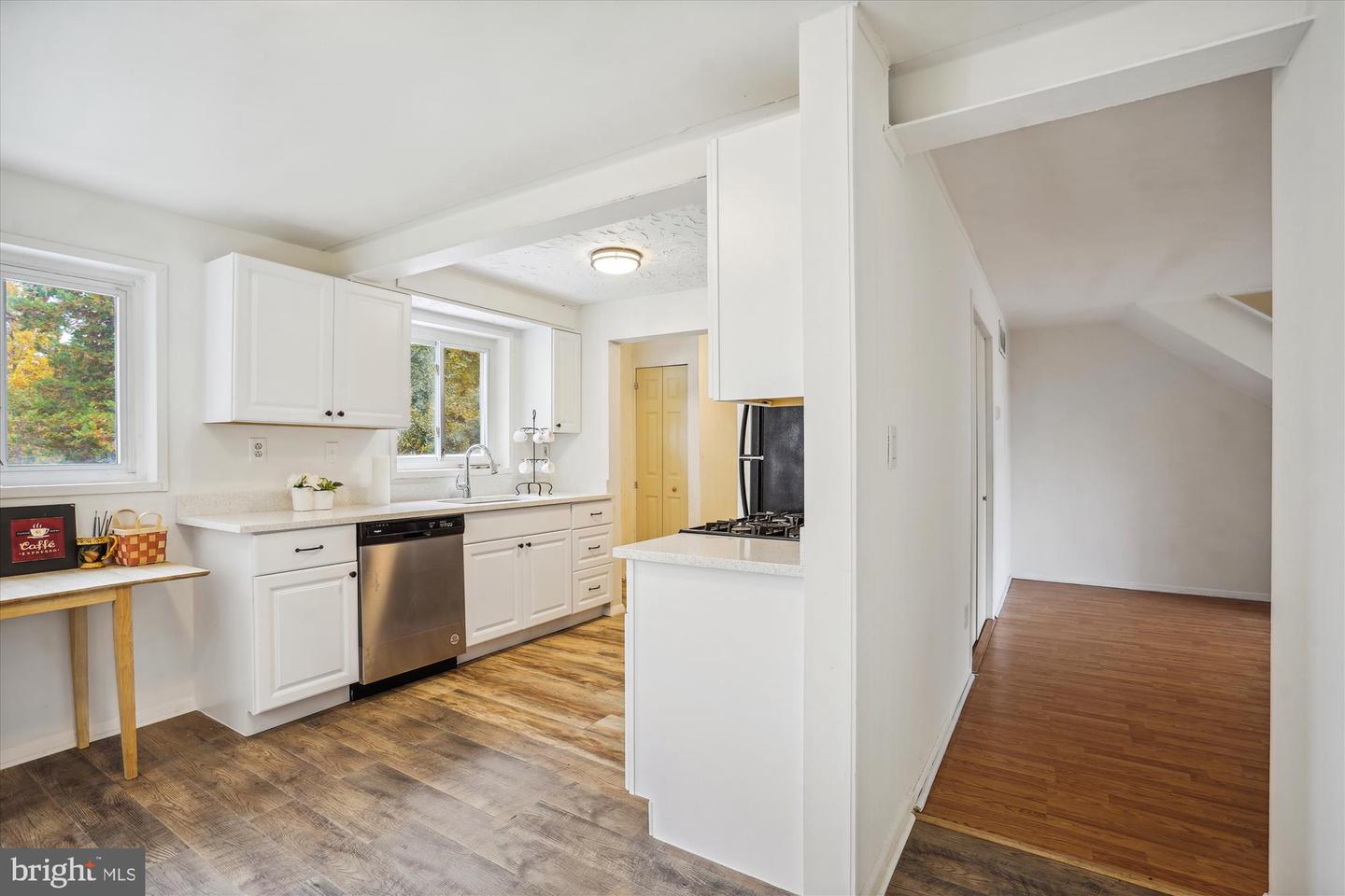 4132 LEONARD DR, FAIRFAX, Virginia 22030, 3 Bedrooms Bedrooms, ,1 BathroomBathrooms,Residential,For sale,4132 LEONARD DR,VAFC2007824 MLS # VAFC2007824