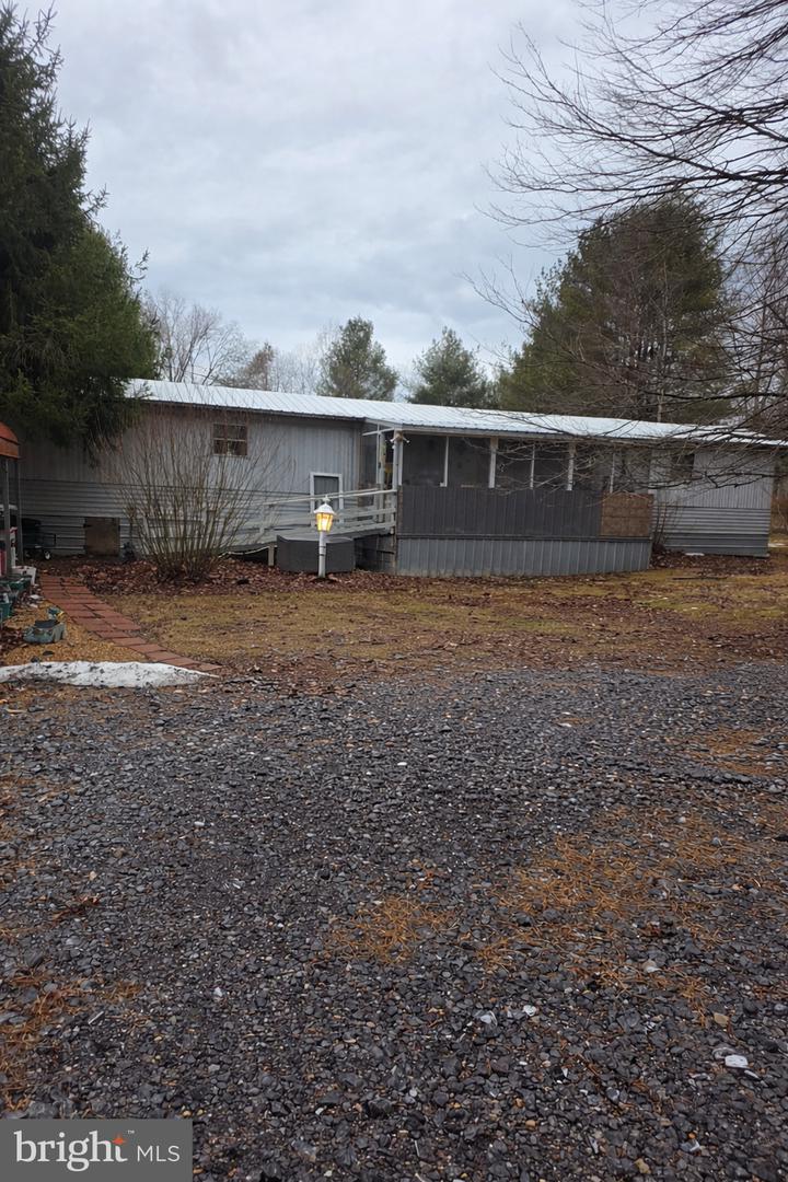 295 CLYDES RUN, EAGLE ROCK, Virginia 24085, 2 Bedrooms Bedrooms, ,1 BathroomBathrooms,Residential,For sale,295 CLYDES RUN,VABO2000040 MLS # VABO2000040