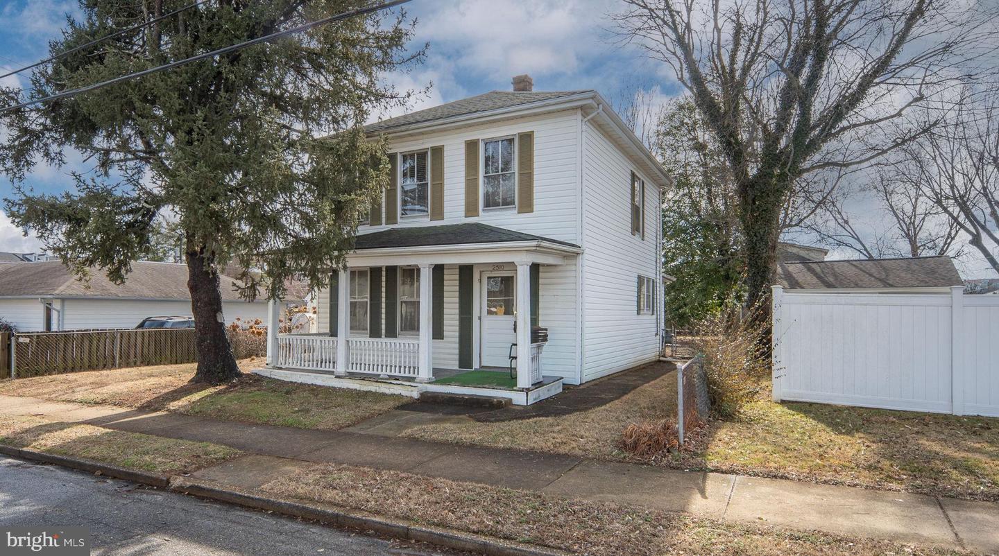 2510 CHARLES ST, FREDERICKSBURG, Virginia 22401, 2 Bedrooms Bedrooms, 3 Rooms Rooms,1 BathroomBathrooms,Residential,For sale,2510 CHARLES ST,VAFB2009722 MLS # VAFB2009722