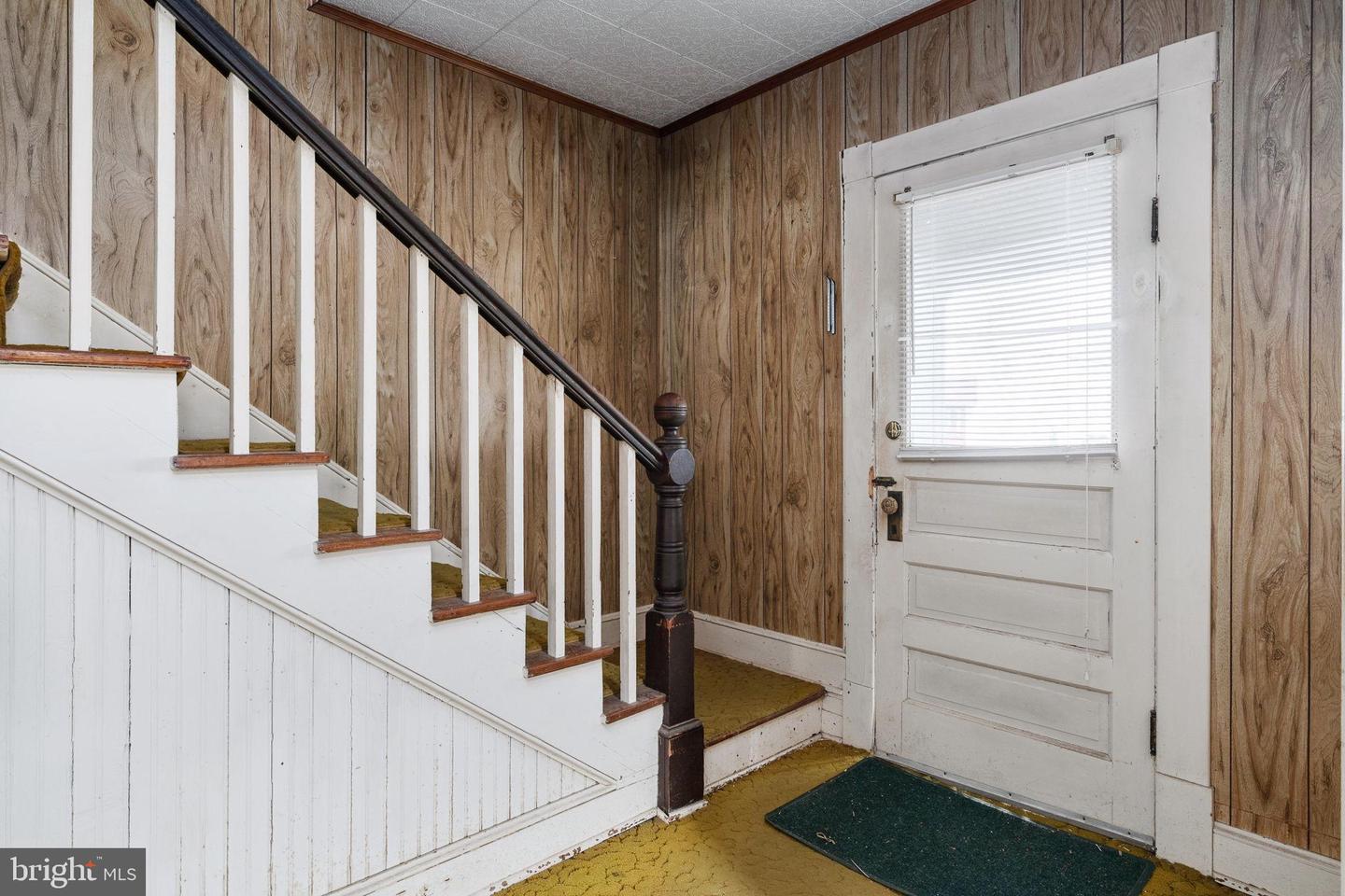 2510 CHARLES ST, FREDERICKSBURG, Virginia 22401, 2 Bedrooms Bedrooms, 3 Rooms Rooms,1 BathroomBathrooms,Residential,For sale,2510 CHARLES ST,VAFB2009722 MLS # VAFB2009722