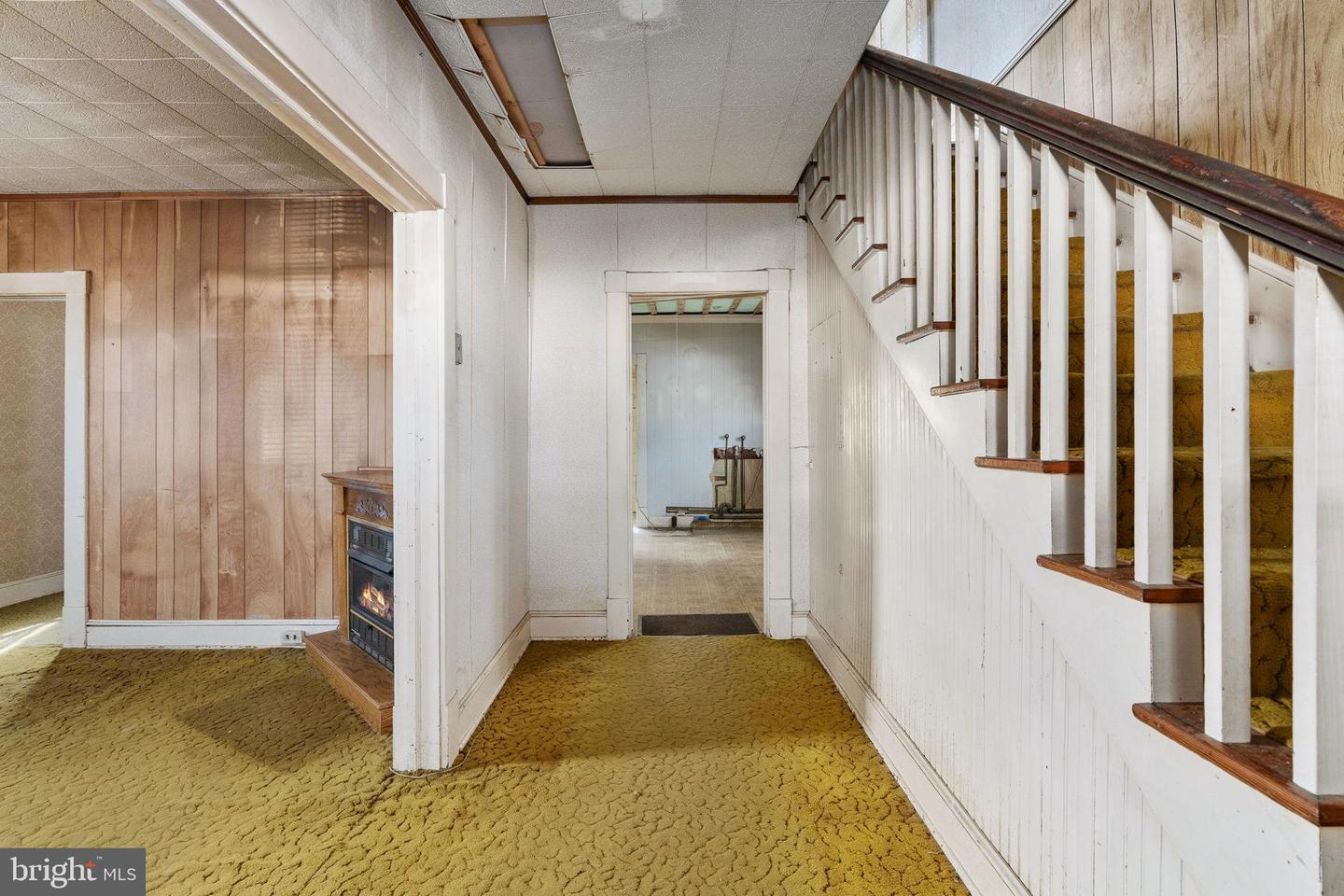 2510 CHARLES ST, FREDERICKSBURG, Virginia 22401, 2 Bedrooms Bedrooms, 3 Rooms Rooms,1 BathroomBathrooms,Residential,For sale,2510 CHARLES ST,VAFB2009722 MLS # VAFB2009722