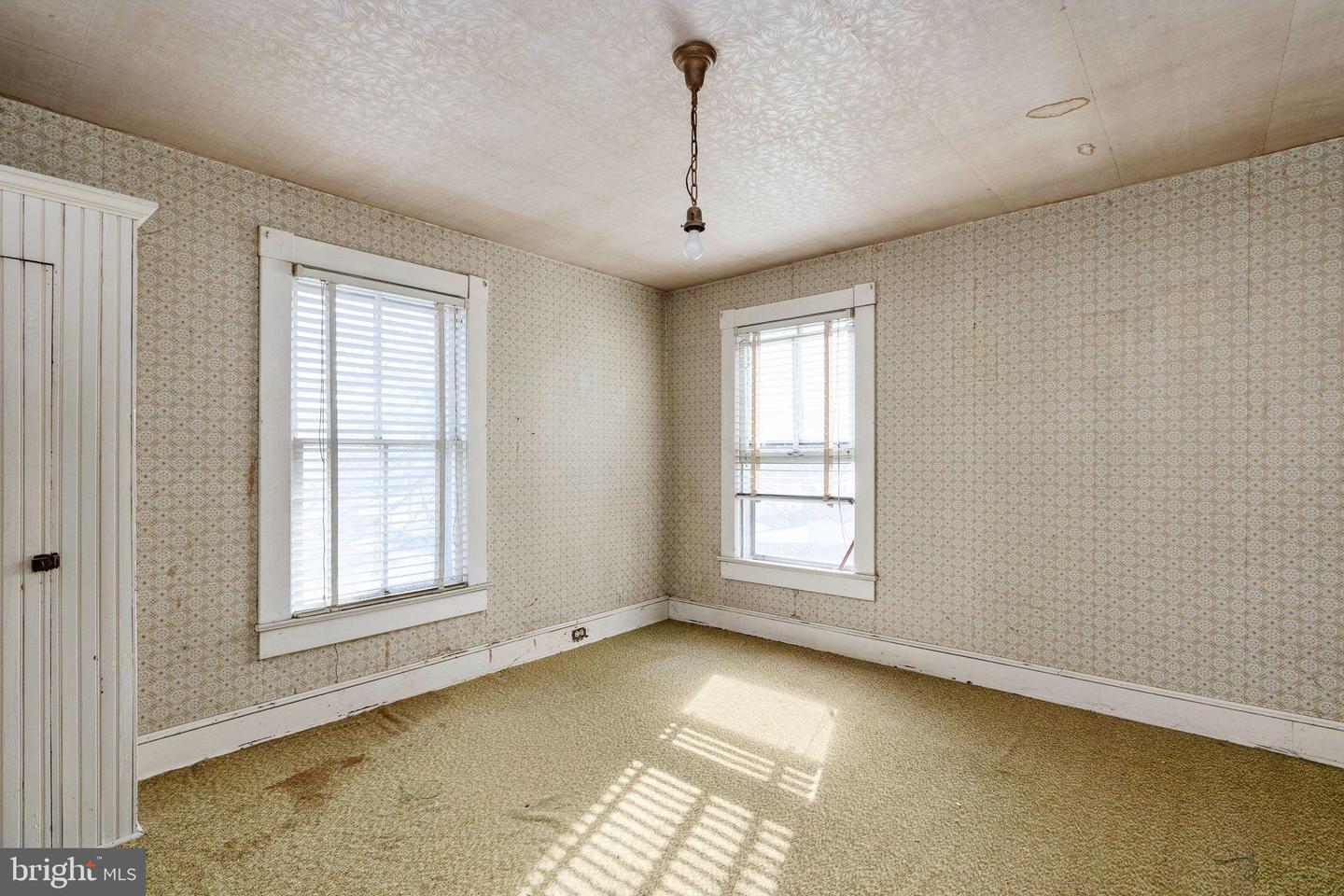 2510 CHARLES ST, FREDERICKSBURG, Virginia 22401, 2 Bedrooms Bedrooms, 3 Rooms Rooms,1 BathroomBathrooms,Residential,For sale,2510 CHARLES ST,VAFB2009722 MLS # VAFB2009722