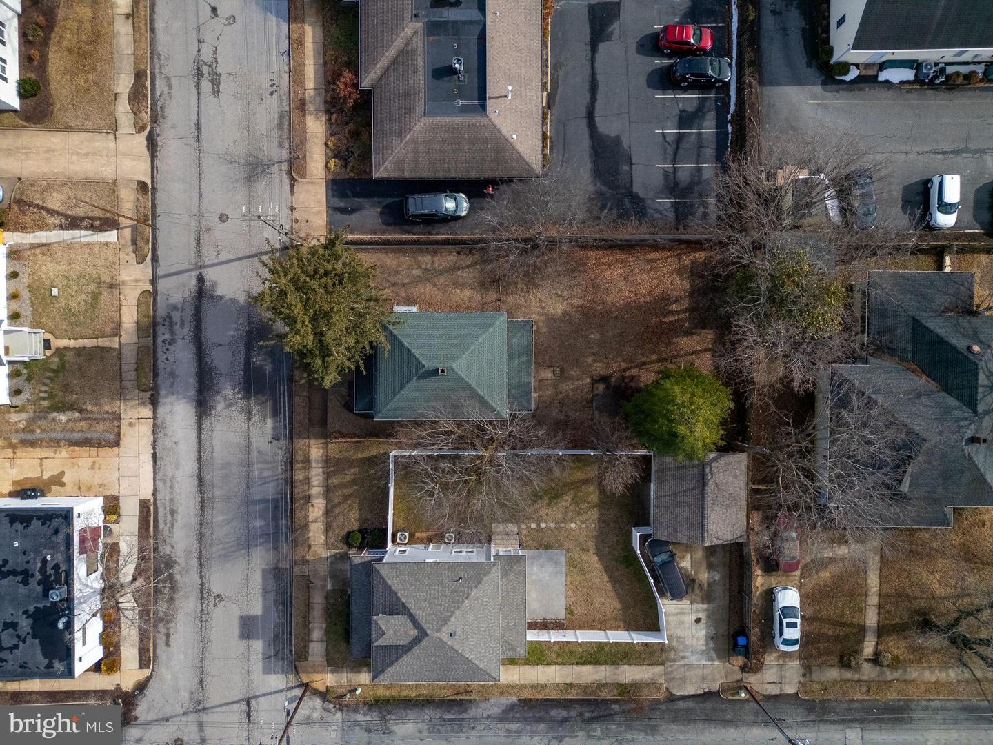 2510 CHARLES ST, FREDERICKSBURG, Virginia 22401, 2 Bedrooms Bedrooms, 3 Rooms Rooms,1 BathroomBathrooms,Residential,For sale,2510 CHARLES ST,VAFB2009722 MLS # VAFB2009722