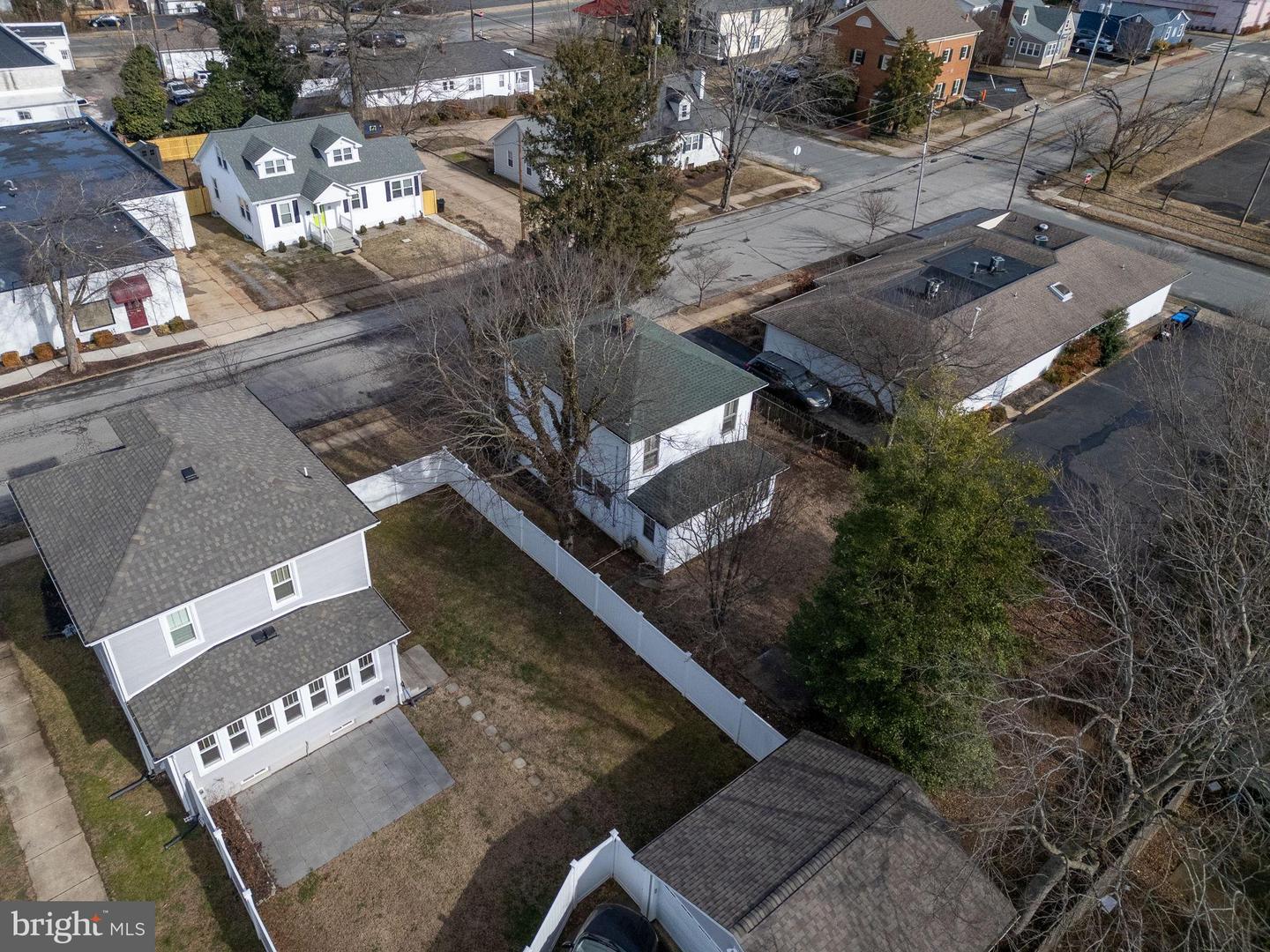 2510 CHARLES ST, FREDERICKSBURG, Virginia 22401, 2 Bedrooms Bedrooms, 3 Rooms Rooms,1 BathroomBathrooms,Residential,For sale,2510 CHARLES ST,VAFB2009722 MLS # VAFB2009722