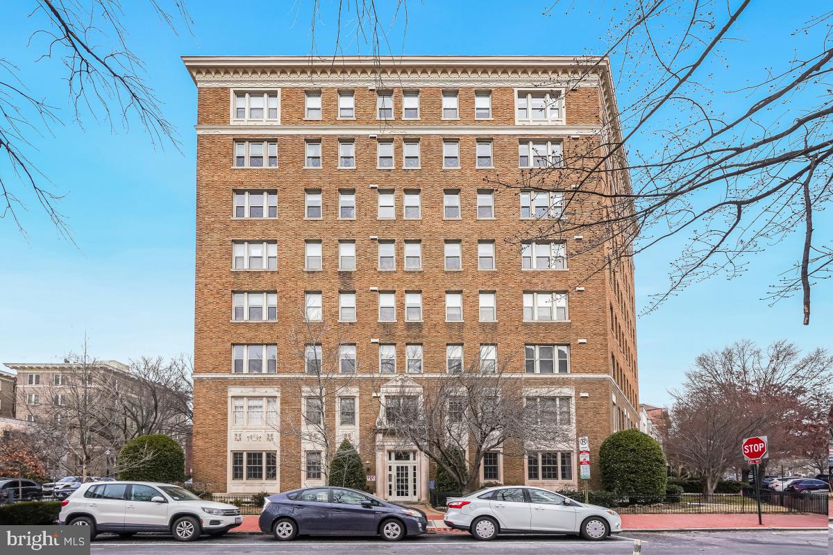 1621 T ST NW #PH02, WASHINGTON, District Of Columbia 20009, 2 Bedrooms Bedrooms, ,2 BathroomsBathrooms,Residential,For sale,1621 T ST NW #PH02,DCDC2247898 MLS # DCDC2247898