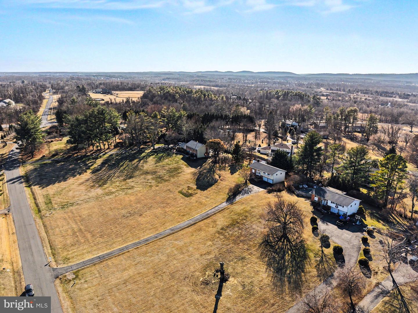 4216 HIGH RIDGE RD, HAYMARKET, Virginia 20169, 4 Bedrooms Bedrooms, ,2 BathroomsBathrooms,Residential,For sale,4216 HIGH RIDGE RD,VAPW2113302 MLS # VAPW2113302