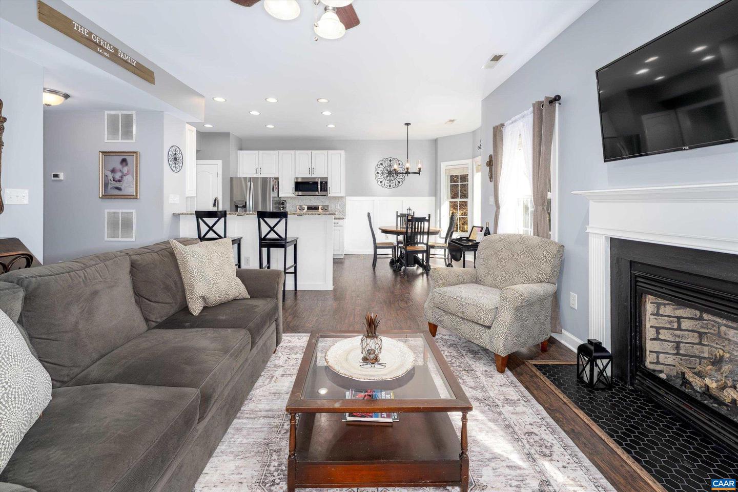 1405 AMBER RIDGE RD, CHARLOTTESVILLE, Virginia 22901, 3 Bedrooms Bedrooms, ,2 BathroomsBathrooms,Residential,For sale,1405 AMBER RIDGE RD,673692 MLS # 673692