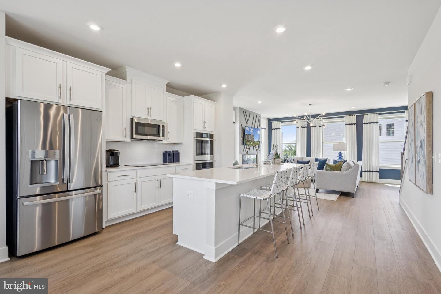 11220 EINSTEIN ST, MANASSAS, Virginia 20109, 3 Bedrooms Bedrooms, ,2 BathroomsBathrooms,Residential,For sale,11220 EINSTEIN ST,VAPW2113310 MLS # VAPW2113310