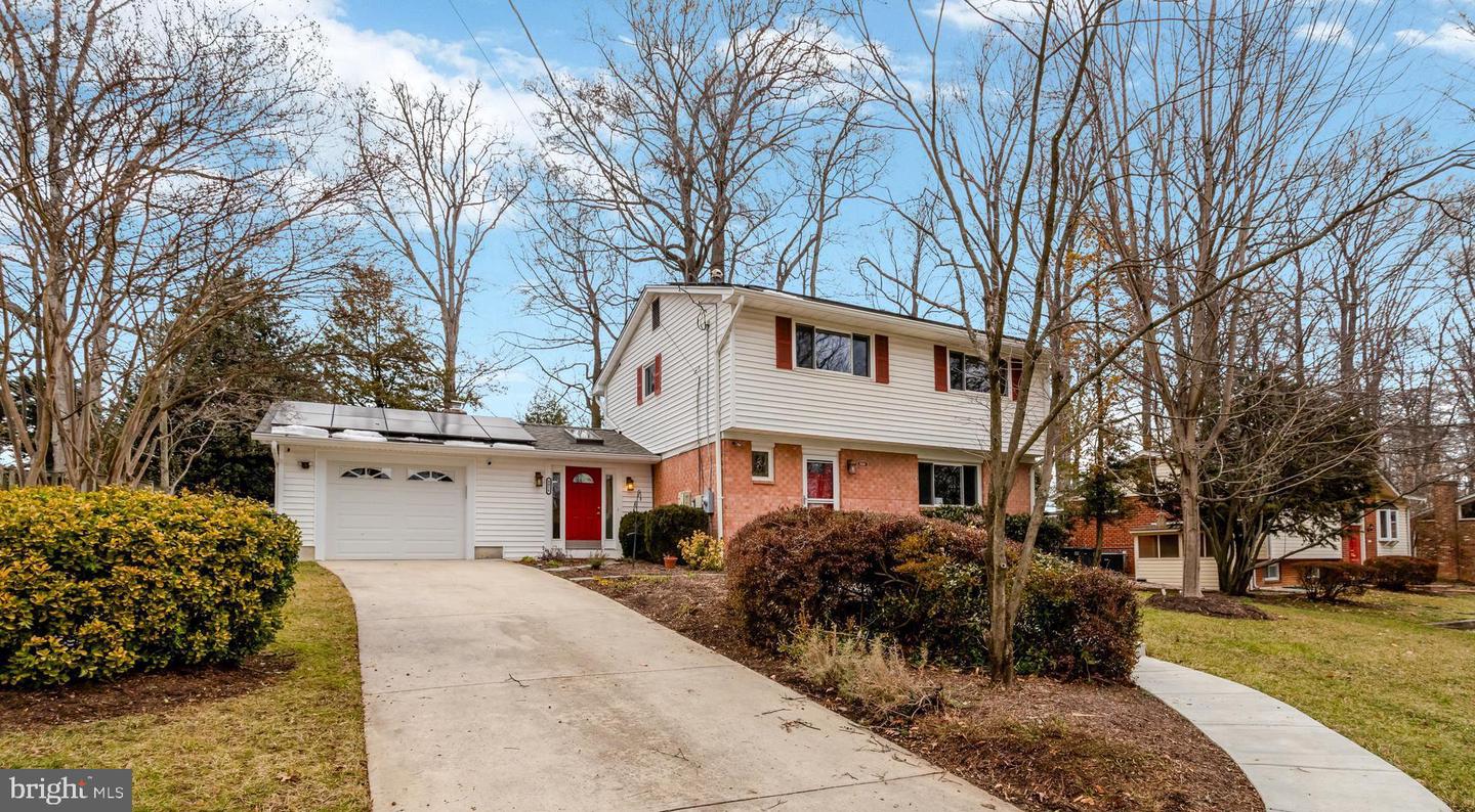 8816 VICTORIA RD, SPRINGFIELD, Virginia 22151, 4 Bedrooms Bedrooms, ,2 BathroomsBathrooms,Residential,For sale,8816 VICTORIA RD,VAFX2292896 MLS # VAFX2292896