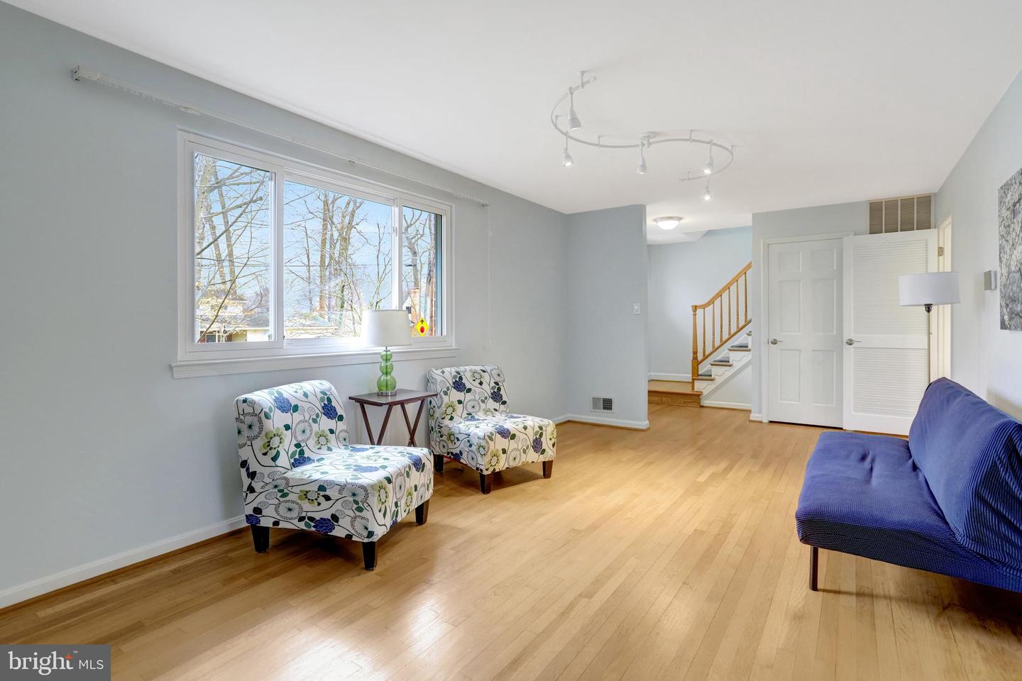 8816 VICTORIA RD, SPRINGFIELD, Virginia 22151, 4 Bedrooms Bedrooms, ,2 BathroomsBathrooms,Residential,For sale,8816 VICTORIA RD,VAFX2292896 MLS # VAFX2292896