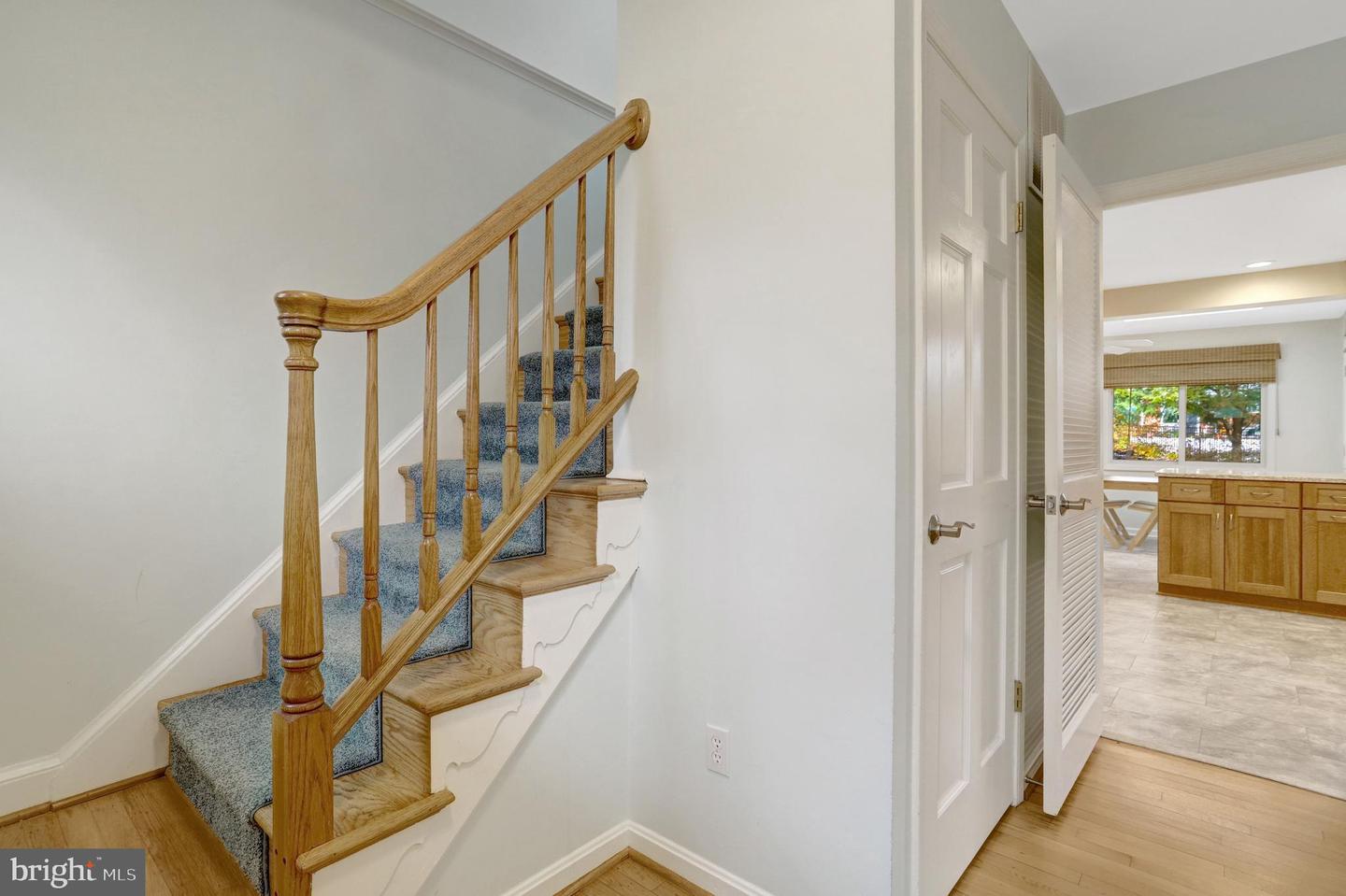 8816 VICTORIA RD, SPRINGFIELD, Virginia 22151, 4 Bedrooms Bedrooms, ,2 BathroomsBathrooms,Residential,For sale,8816 VICTORIA RD,VAFX2292896 MLS # VAFX2292896