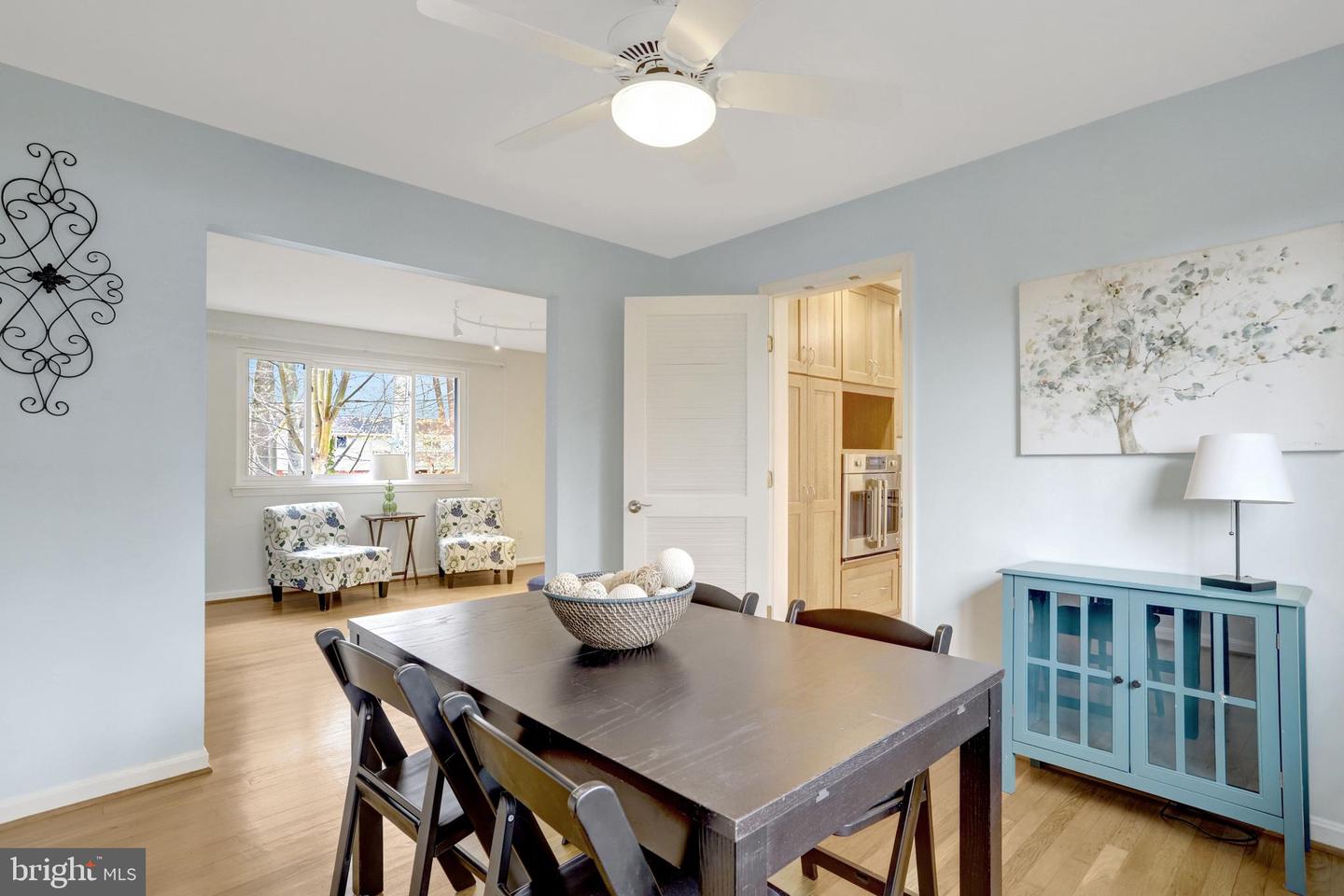 8816 VICTORIA RD, SPRINGFIELD, Virginia 22151, 4 Bedrooms Bedrooms, ,2 BathroomsBathrooms,Residential,For sale,8816 VICTORIA RD,VAFX2292896 MLS # VAFX2292896