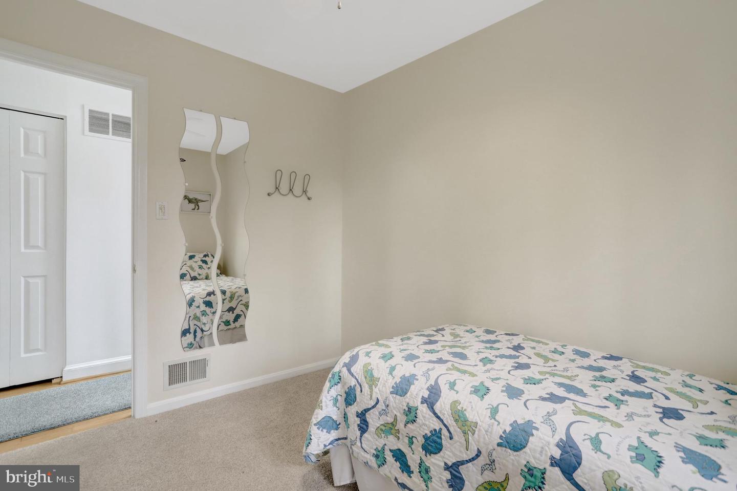 8816 VICTORIA RD, SPRINGFIELD, Virginia 22151, 4 Bedrooms Bedrooms, ,2 BathroomsBathrooms,Residential,For sale,8816 VICTORIA RD,VAFX2292896 MLS # VAFX2292896