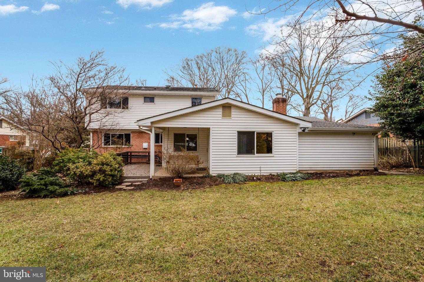 8816 VICTORIA RD, SPRINGFIELD, Virginia 22151, 4 Bedrooms Bedrooms, ,2 BathroomsBathrooms,Residential,For sale,8816 VICTORIA RD,VAFX2292896 MLS # VAFX2292896