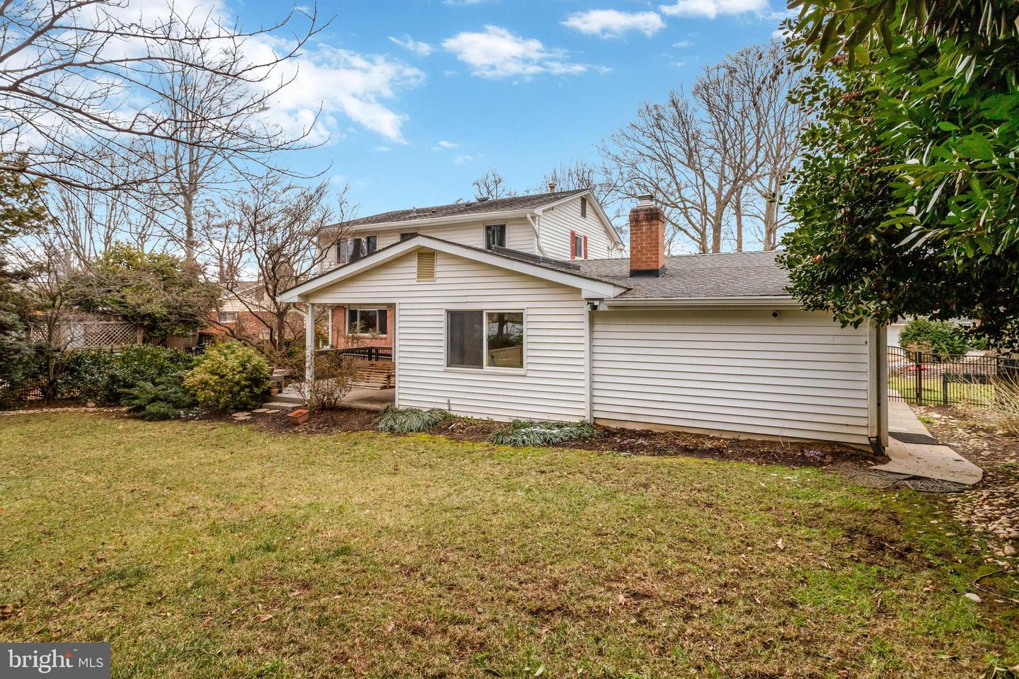 8816 VICTORIA RD, SPRINGFIELD, Virginia 22151, 4 Bedrooms Bedrooms, ,2 BathroomsBathrooms,Residential,For sale,8816 VICTORIA RD,VAFX2292896 MLS # VAFX2292896