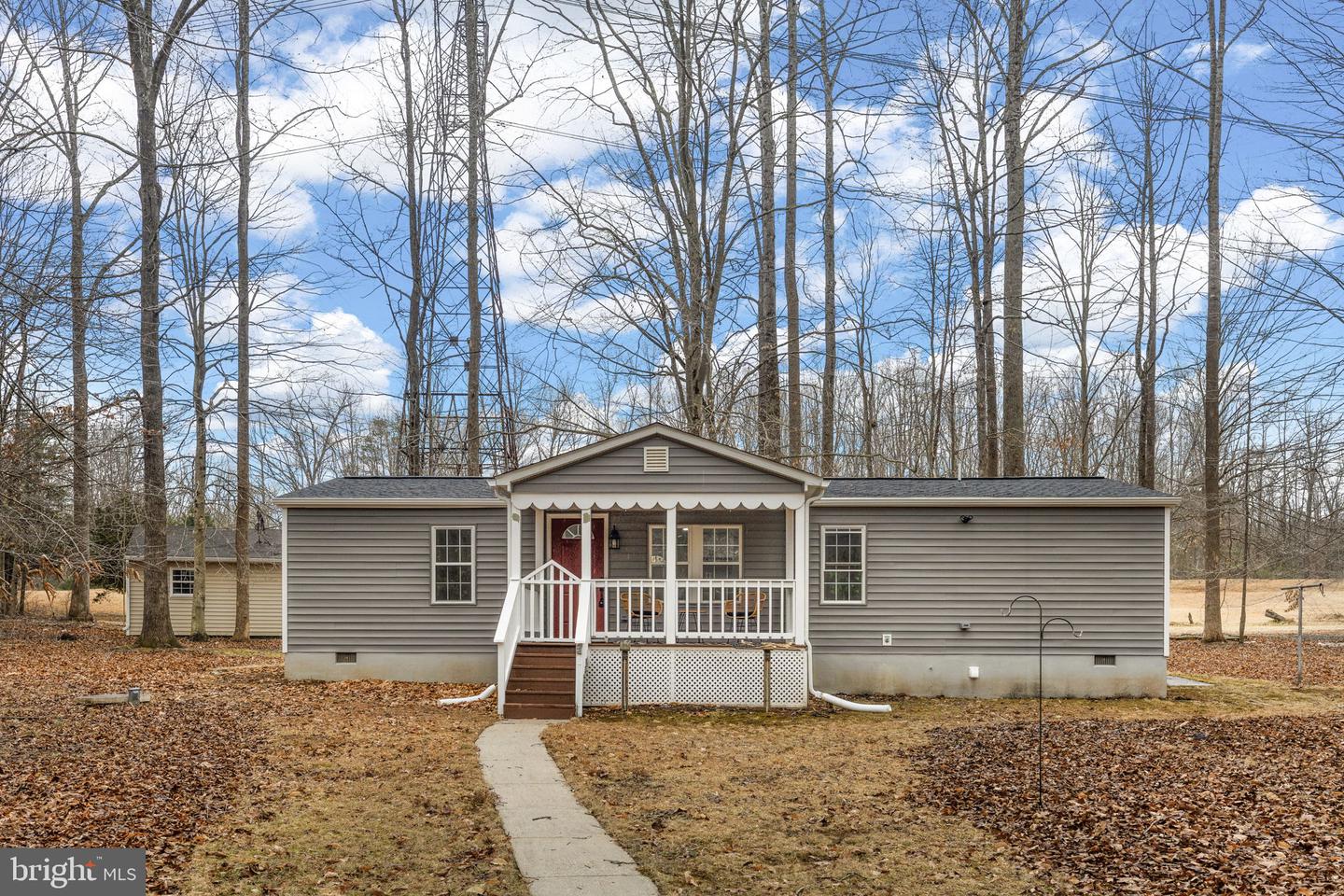 3125 DANBURY CIR, SPOTSYLVANIA, Virginia 22551, 3 Bedrooms Bedrooms, ,2 BathroomsBathrooms,Residential,For sale,3125 DANBURY CIR,VASP2039586 MLS # VASP2039586