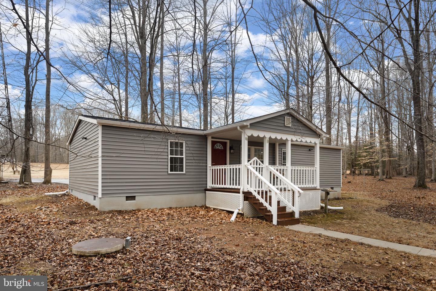 3125 DANBURY CIR, SPOTSYLVANIA, Virginia 22551, 3 Bedrooms Bedrooms, ,2 BathroomsBathrooms,Residential,For sale,3125 DANBURY CIR,VASP2039586 MLS # VASP2039586