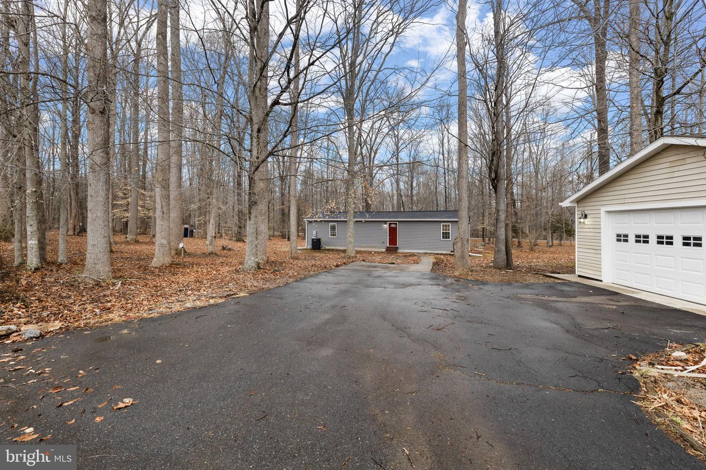 3125 DANBURY CIR, SPOTSYLVANIA, Virginia 22551, 3 Bedrooms Bedrooms, ,2 BathroomsBathrooms,Residential,For sale,3125 DANBURY CIR,VASP2039586 MLS # VASP2039586