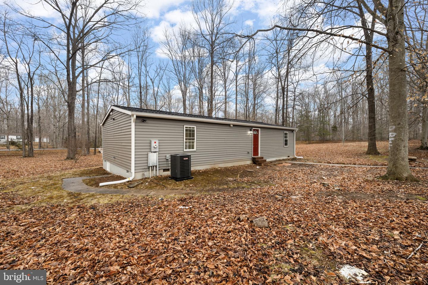 3125 DANBURY CIR, SPOTSYLVANIA, Virginia 22551, 3 Bedrooms Bedrooms, ,2 BathroomsBathrooms,Residential,For sale,3125 DANBURY CIR,VASP2039586 MLS # VASP2039586