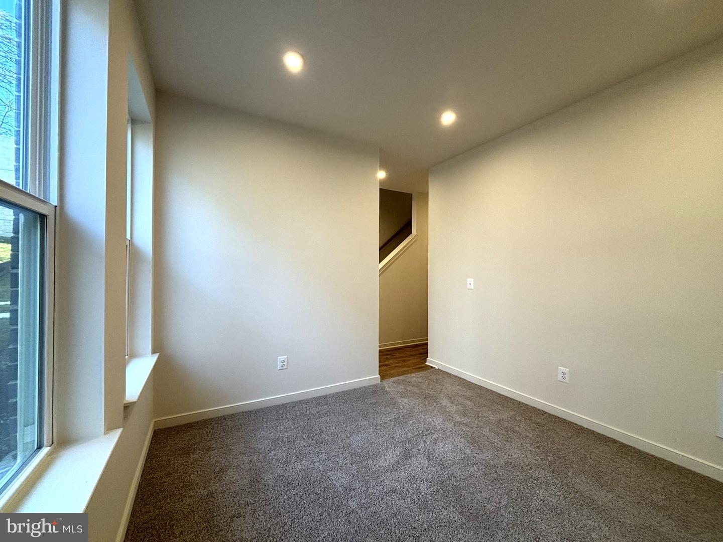 17968 ALICIA AVE, DUMFRIES, Virginia 22026, 4 Bedrooms Bedrooms, ,3 BathroomsBathrooms,Residential,For sale,17968 ALICIA AVE,VAPW2113320 MLS # VAPW2113320