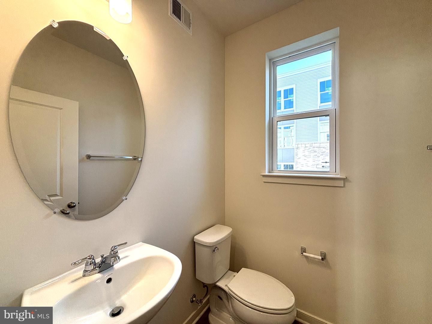 17968 ALICIA AVE, DUMFRIES, Virginia 22026, 4 Bedrooms Bedrooms, ,3 BathroomsBathrooms,Residential,For sale,17968 ALICIA AVE,VAPW2113320 MLS # VAPW2113320