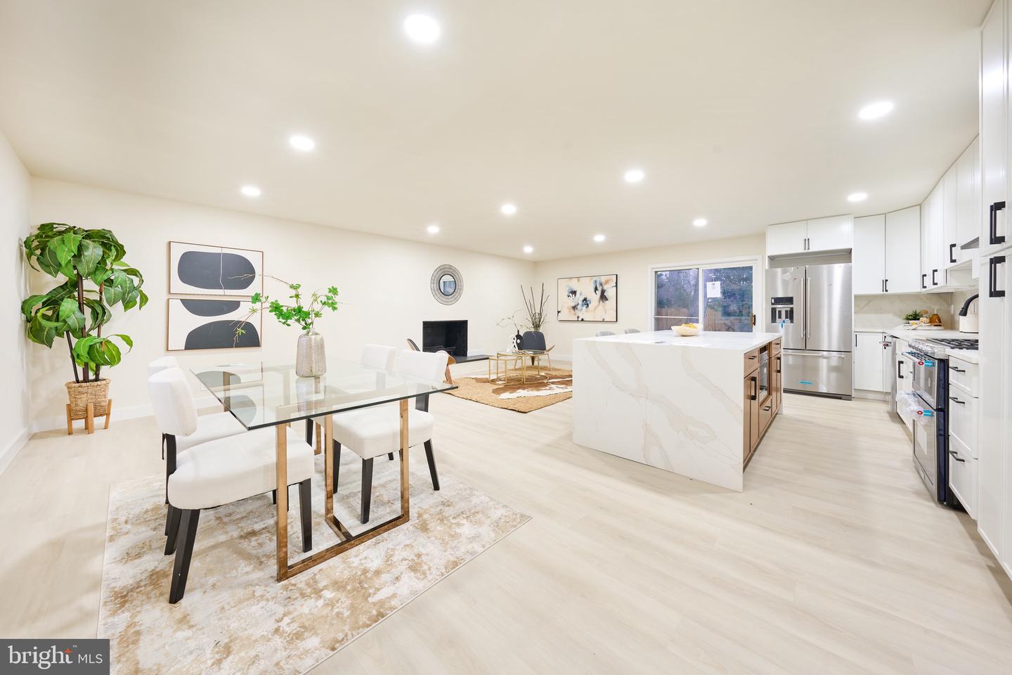 1904 LAMSON PL, MCLEAN, Virginia 22101, 6 Bedrooms Bedrooms, ,3 BathroomsBathrooms,Residential,For sale,1904 LAMSON PL,VAFX2292902 MLS # VAFX2292902 1904 LAMSON PL, MCLEAN, Virginia 22101, 6 Bedrooms Bedrooms, ,3 BathroomsBathrooms,Residential,For sale,1904 LAMSON PL,VAFX2292902 MLS # VAFX2292902