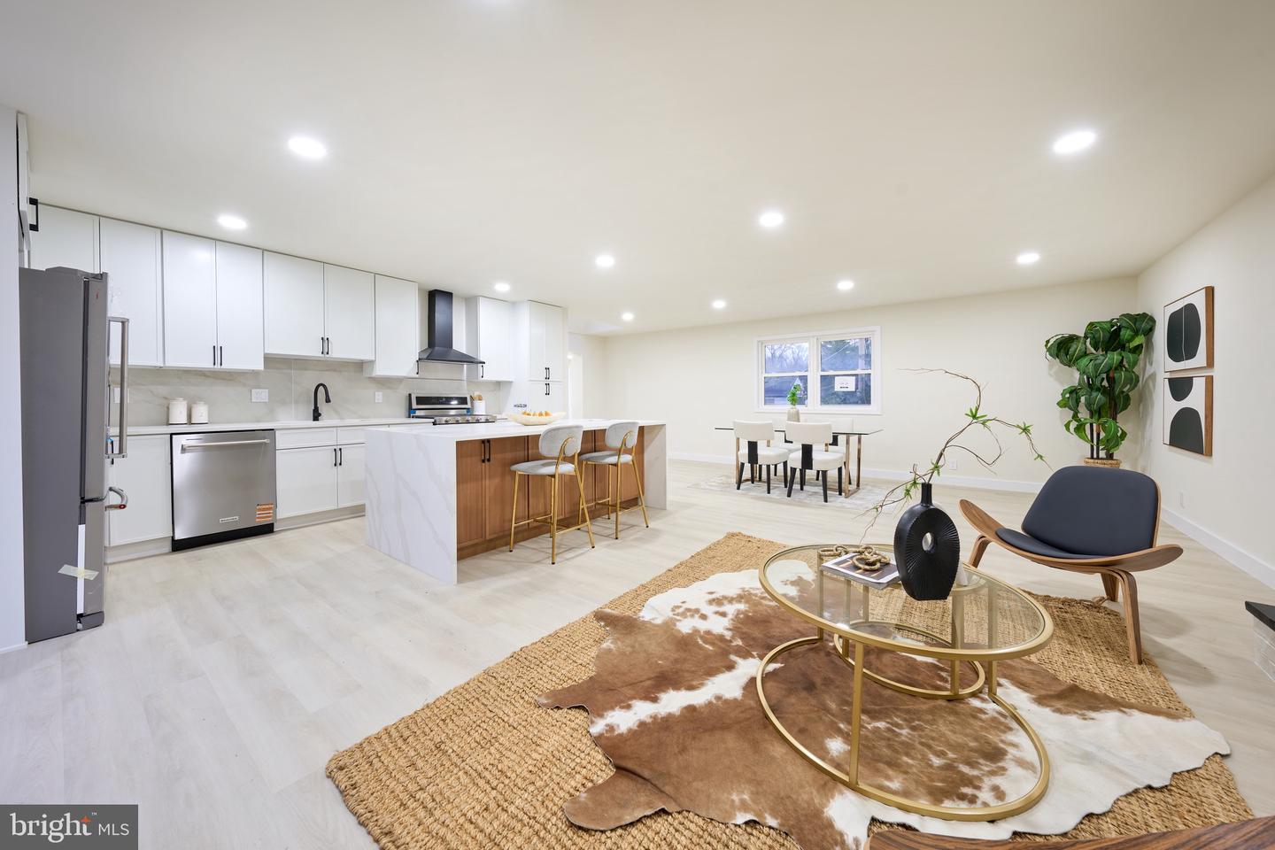 1904 LAMSON PL, MCLEAN, Virginia 22101, 6 Bedrooms Bedrooms, ,3 BathroomsBathrooms,Residential,For sale,1904 LAMSON PL,VAFX2292902 MLS # VAFX2292902 1904 LAMSON PL, MCLEAN, Virginia 22101, 6 Bedrooms Bedrooms, ,3 BathroomsBathrooms,Residential,For sale,1904 LAMSON PL,VAFX2292902 MLS # VAFX2292902