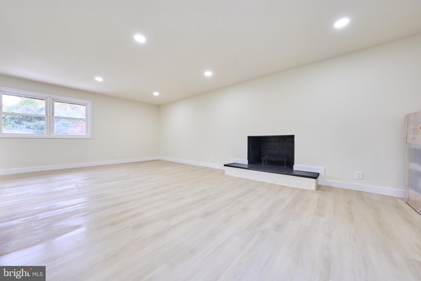 1904 LAMSON PL, MCLEAN, Virginia 22101, 6 Bedrooms Bedrooms, ,3 BathroomsBathrooms,Residential,For sale,1904 LAMSON PL,VAFX2292902 MLS # VAFX2292902 1904 LAMSON PL, MCLEAN, Virginia 22101, 6 Bedrooms Bedrooms, ,3 BathroomsBathrooms,Residential,For sale,1904 LAMSON PL,VAFX2292902 MLS # VAFX2292902