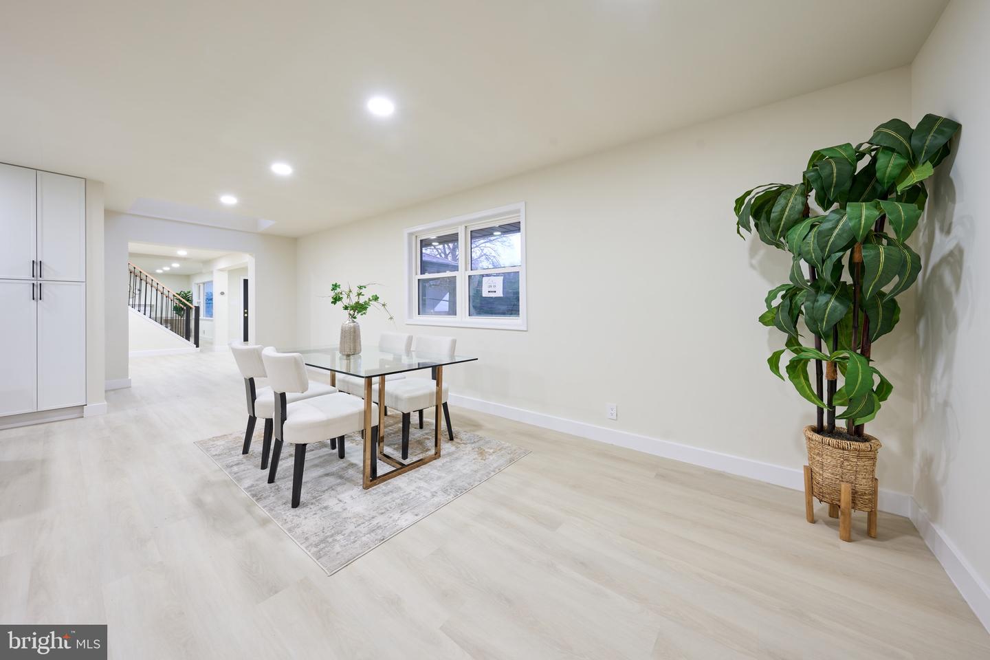 1904 LAMSON PL, MCLEAN, Virginia 22101, 6 Bedrooms Bedrooms, ,3 BathroomsBathrooms,Residential,For sale,1904 LAMSON PL,VAFX2292902 MLS # VAFX2292902 1904 LAMSON PL, MCLEAN, Virginia 22101, 6 Bedrooms Bedrooms, ,3 BathroomsBathrooms,Residential,For sale,1904 LAMSON PL,VAFX2292902 MLS # VAFX2292902