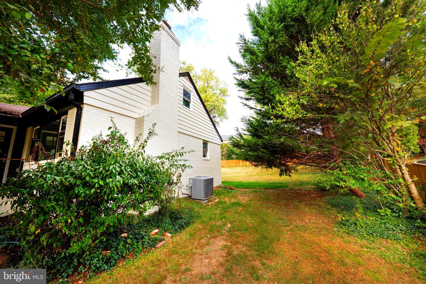 1904 LAMSON PL, MCLEAN, Virginia 22101, 6 Bedrooms Bedrooms, ,3 BathroomsBathrooms,Residential,For sale,1904 LAMSON PL,VAFX2292902 MLS # VAFX2292902 1904 LAMSON PL, MCLEAN, Virginia 22101, 6 Bedrooms Bedrooms, ,3 BathroomsBathrooms,Residential,For sale,1904 LAMSON PL,VAFX2292902 MLS # VAFX2292902