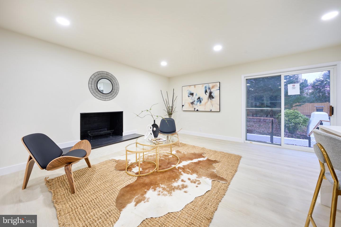 1904 LAMSON PL, MCLEAN, Virginia 22101, 6 Bedrooms Bedrooms, ,3 BathroomsBathrooms,Residential,For sale,1904 LAMSON PL,VAFX2292902 MLS # VAFX2292902 1904 LAMSON PL, MCLEAN, Virginia 22101, 6 Bedrooms Bedrooms, ,3 BathroomsBathrooms,Residential,For sale,1904 LAMSON PL,VAFX2292902 MLS # VAFX2292902