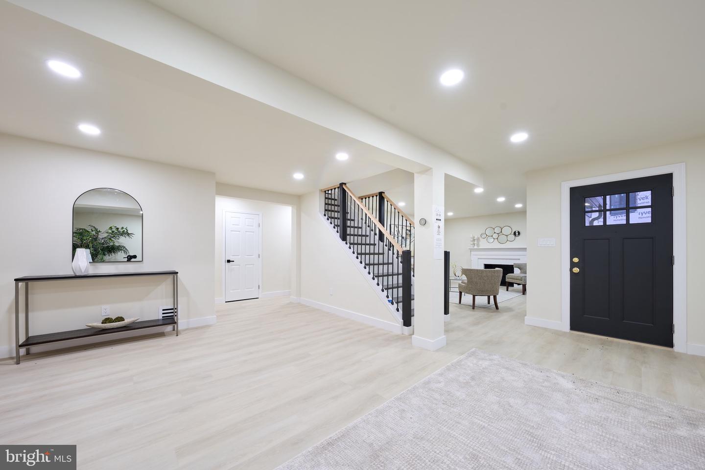 1904 LAMSON PL, MCLEAN, Virginia 22101, 6 Bedrooms Bedrooms, ,3 BathroomsBathrooms,Residential,For sale,1904 LAMSON PL,VAFX2292902 MLS # VAFX2292902 1904 LAMSON PL, MCLEAN, Virginia 22101, 6 Bedrooms Bedrooms, ,3 BathroomsBathrooms,Residential,For sale,1904 LAMSON PL,VAFX2292902 MLS # VAFX2292902