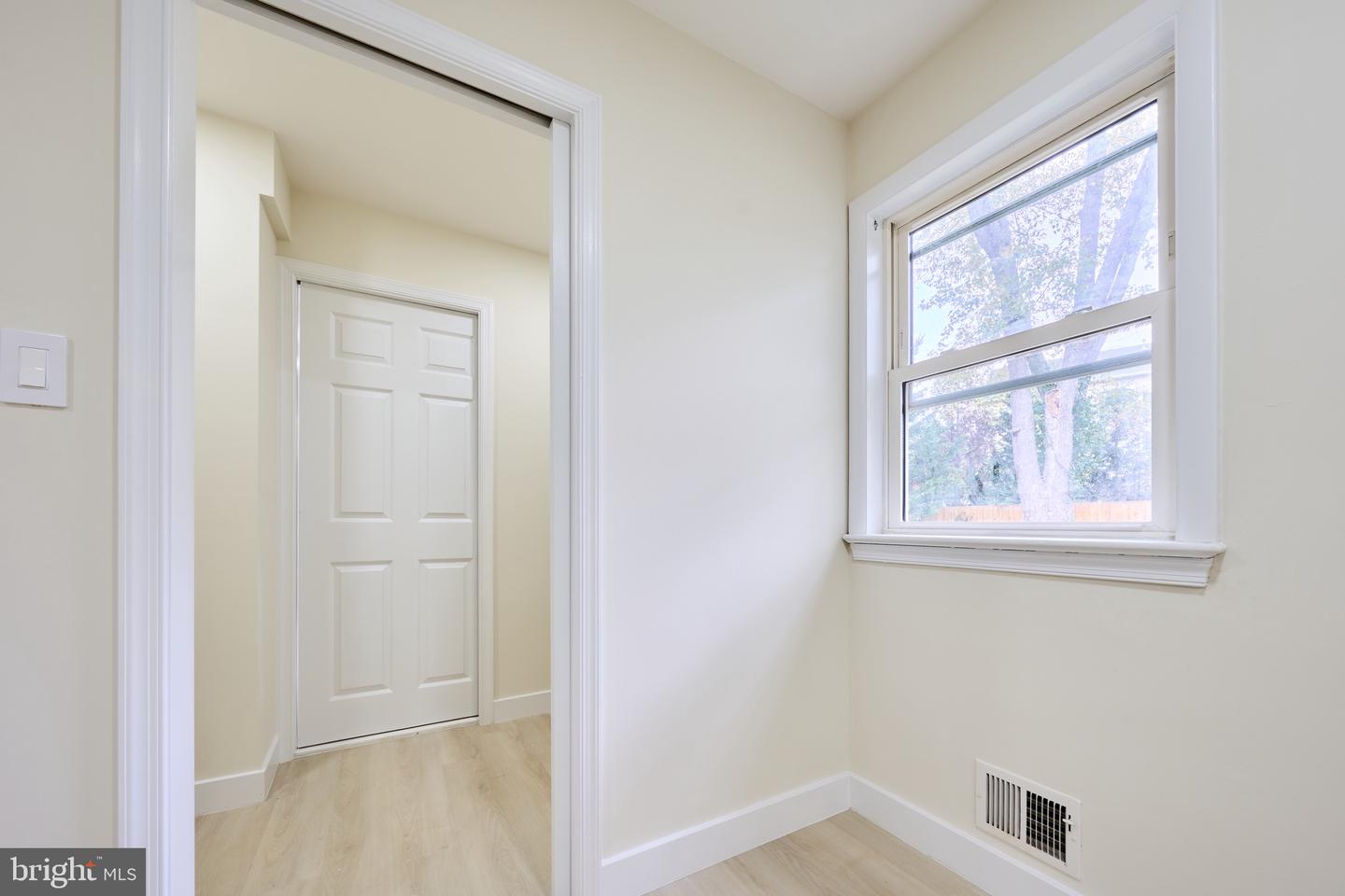 1904 LAMSON PL, MCLEAN, Virginia 22101, 6 Bedrooms Bedrooms, ,3 BathroomsBathrooms,Residential,For sale,1904 LAMSON PL,VAFX2292902 MLS # VAFX2292902 1904 LAMSON PL, MCLEAN, Virginia 22101, 6 Bedrooms Bedrooms, ,3 BathroomsBathrooms,Residential,For sale,1904 LAMSON PL,VAFX2292902 MLS # VAFX2292902