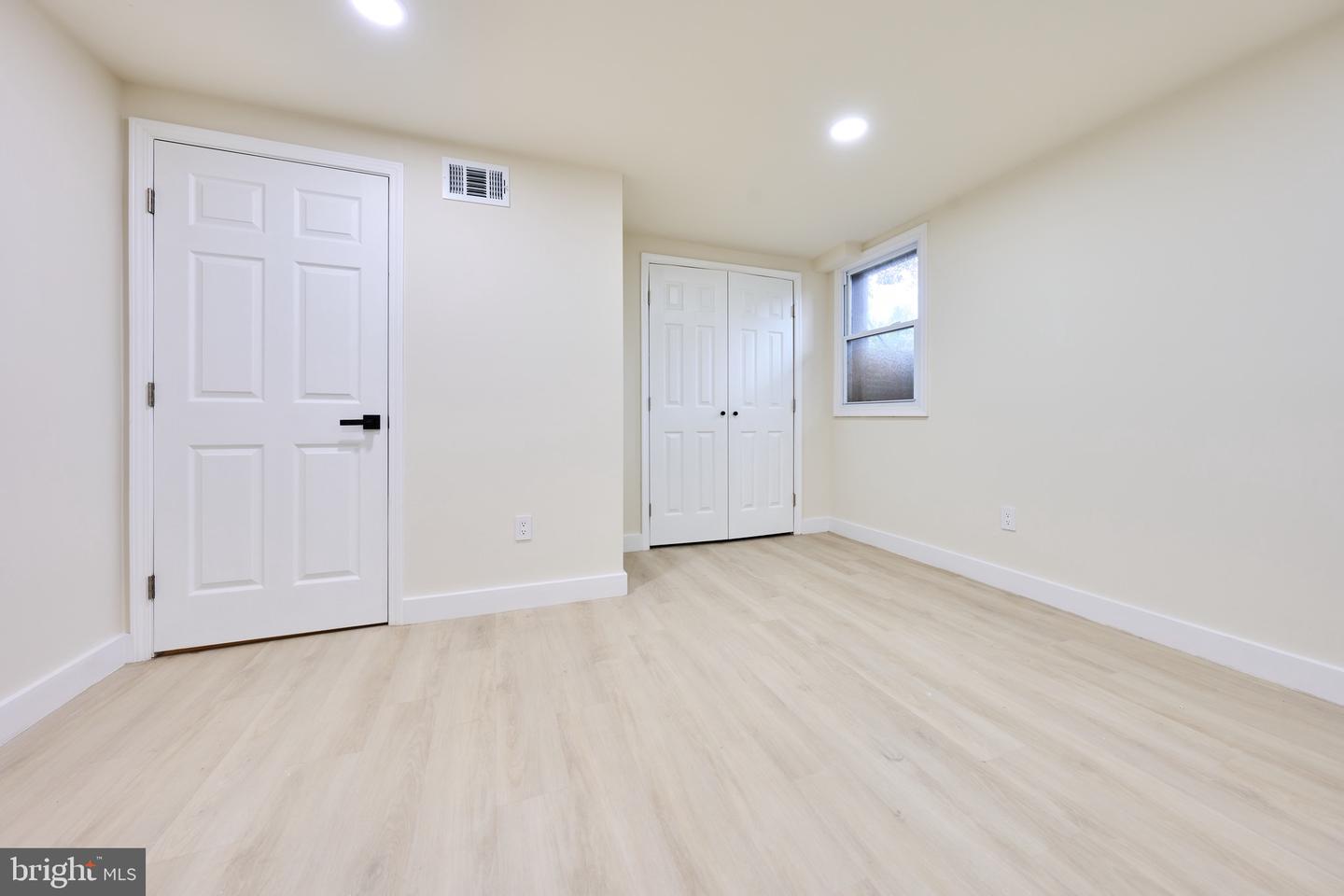 1904 LAMSON PL, MCLEAN, Virginia 22101, 6 Bedrooms Bedrooms, ,3 BathroomsBathrooms,Residential,For sale,1904 LAMSON PL,VAFX2292902 MLS # VAFX2292902 1904 LAMSON PL, MCLEAN, Virginia 22101, 6 Bedrooms Bedrooms, ,3 BathroomsBathrooms,Residential,For sale,1904 LAMSON PL,VAFX2292902 MLS # VAFX2292902