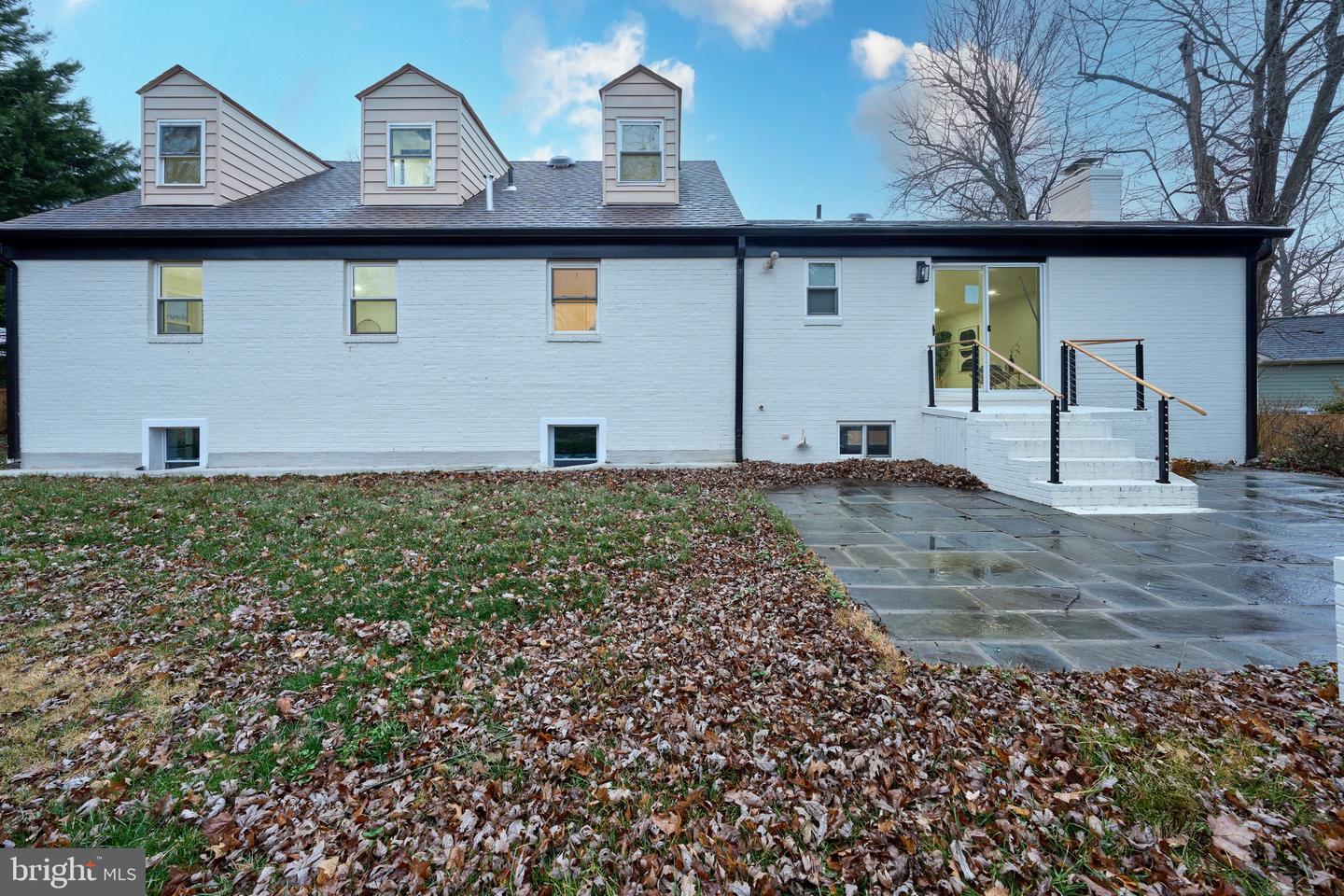 1904 LAMSON PL, MCLEAN, Virginia 22101, 6 Bedrooms Bedrooms, ,3 BathroomsBathrooms,Residential,For sale,1904 LAMSON PL,VAFX2292902 MLS # VAFX2292902 1904 LAMSON PL, MCLEAN, Virginia 22101, 6 Bedrooms Bedrooms, ,3 BathroomsBathrooms,Residential,For sale,1904 LAMSON PL,VAFX2292902 MLS # VAFX2292902