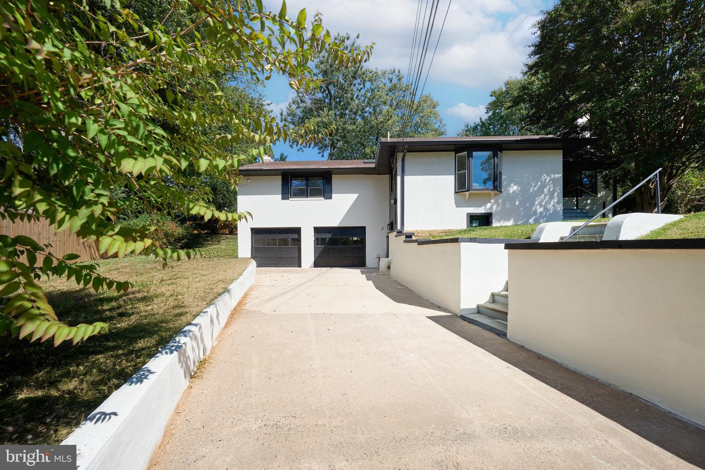 1904 LAMSON PL, MCLEAN, Virginia 22101, 6 Bedrooms Bedrooms, ,3 BathroomsBathrooms,Residential,For sale,1904 LAMSON PL,VAFX2292902 MLS # VAFX2292902 1904 LAMSON PL, MCLEAN, Virginia 22101, 6 Bedrooms Bedrooms, ,3 BathroomsBathrooms,Residential,For sale,1904 LAMSON PL,VAFX2292902 MLS # VAFX2292902