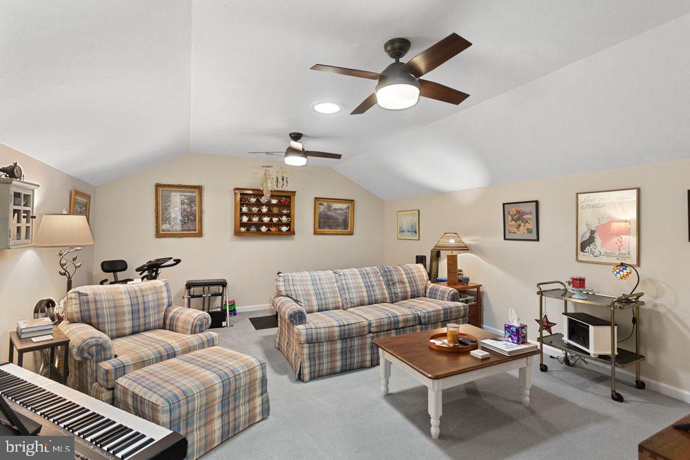 294 RIDGEWOOD AVE, BROADWAY, Virginia 22815, 4 Bedrooms Bedrooms, ,3 BathroomsBathrooms,Residential,For sale,294 RIDGEWOOD AVE,VARO2002862 MLS # VARO2002862