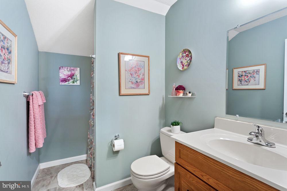 294 RIDGEWOOD AVE, BROADWAY, Virginia 22815, 4 Bedrooms Bedrooms, ,3 BathroomsBathrooms,Residential,For sale,294 RIDGEWOOD AVE,VARO2002862 MLS # VARO2002862