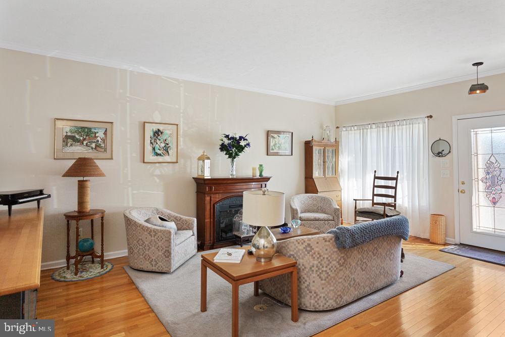 294 RIDGEWOOD AVE, BROADWAY, Virginia 22815, 4 Bedrooms Bedrooms, ,3 BathroomsBathrooms,Residential,For sale,294 RIDGEWOOD AVE,VARO2002862 MLS # VARO2002862