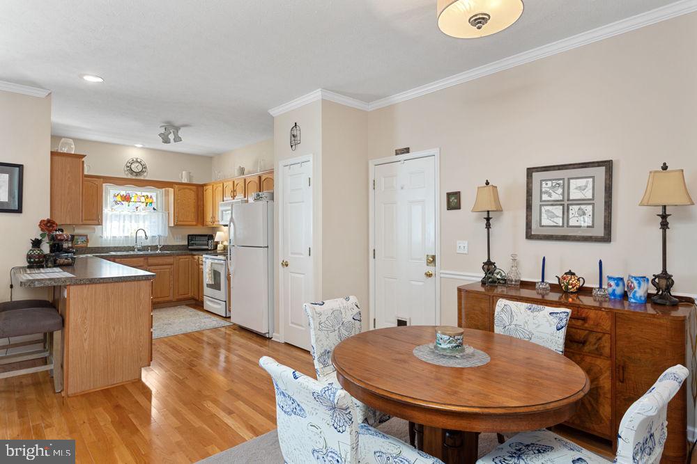 294 RIDGEWOOD AVE, BROADWAY, Virginia 22815, 4 Bedrooms Bedrooms, ,3 BathroomsBathrooms,Residential,For sale,294 RIDGEWOOD AVE,VARO2002862 MLS # VARO2002862