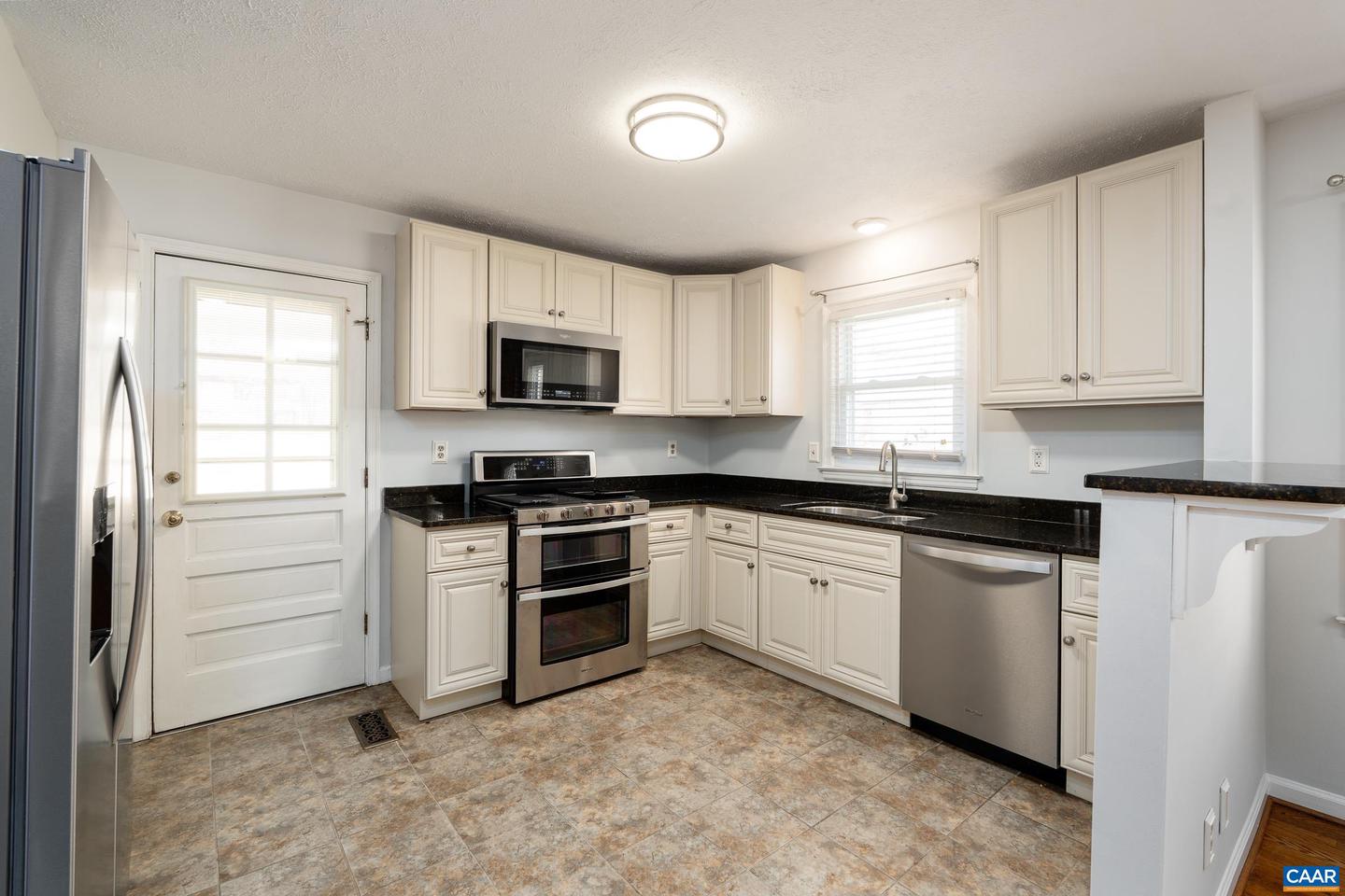 5550 JAMESTOWN RD, CROZET, Virginia 22932, 3 Bedrooms Bedrooms, ,2 BathroomsBathrooms,Residential,For sale,5550 JAMESTOWN RD,673704 MLS # 673704