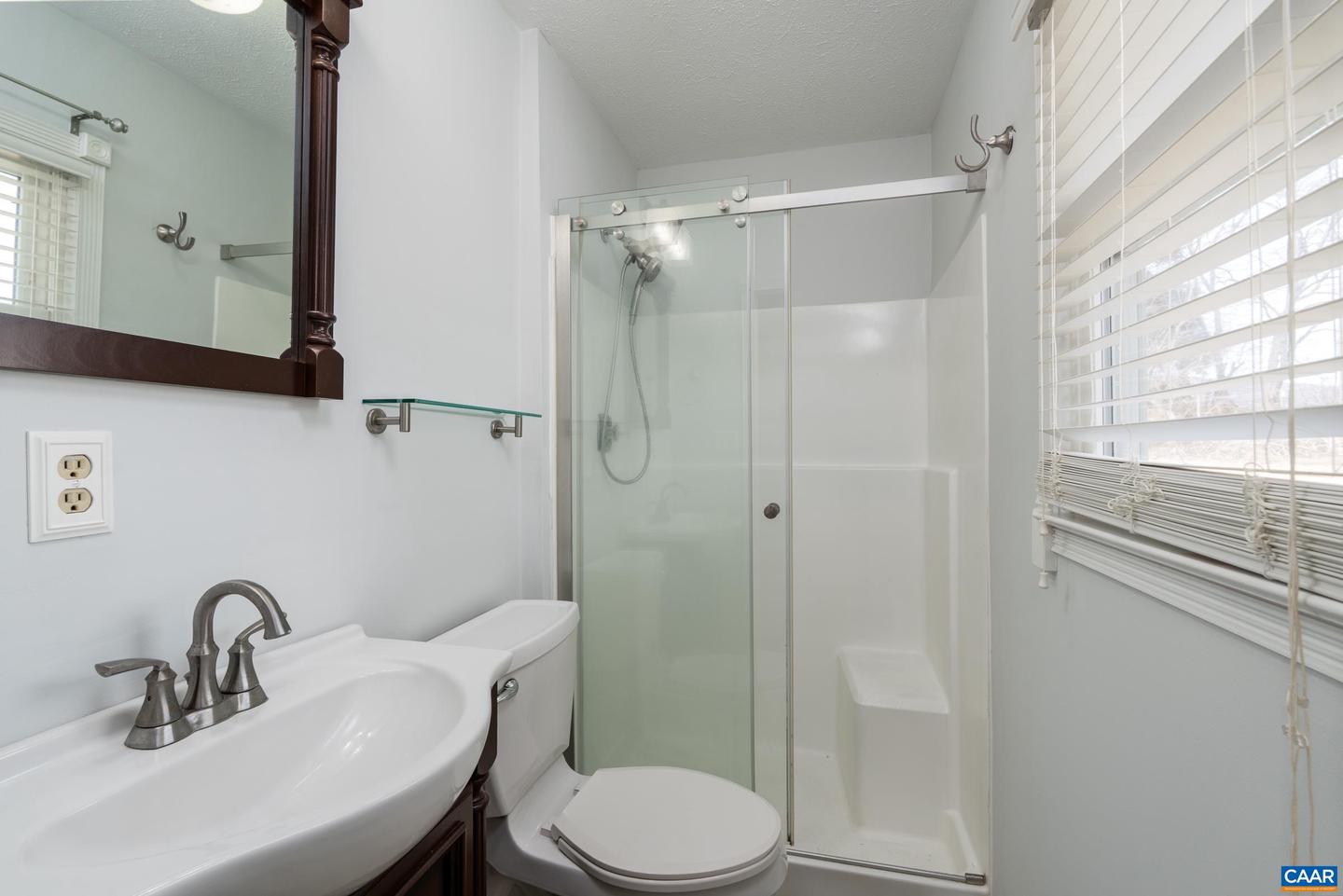 5550 JAMESTOWN RD, CROZET, Virginia 22932, 3 Bedrooms Bedrooms, ,2 BathroomsBathrooms,Residential,For sale,5550 JAMESTOWN RD,673704 MLS # 673704