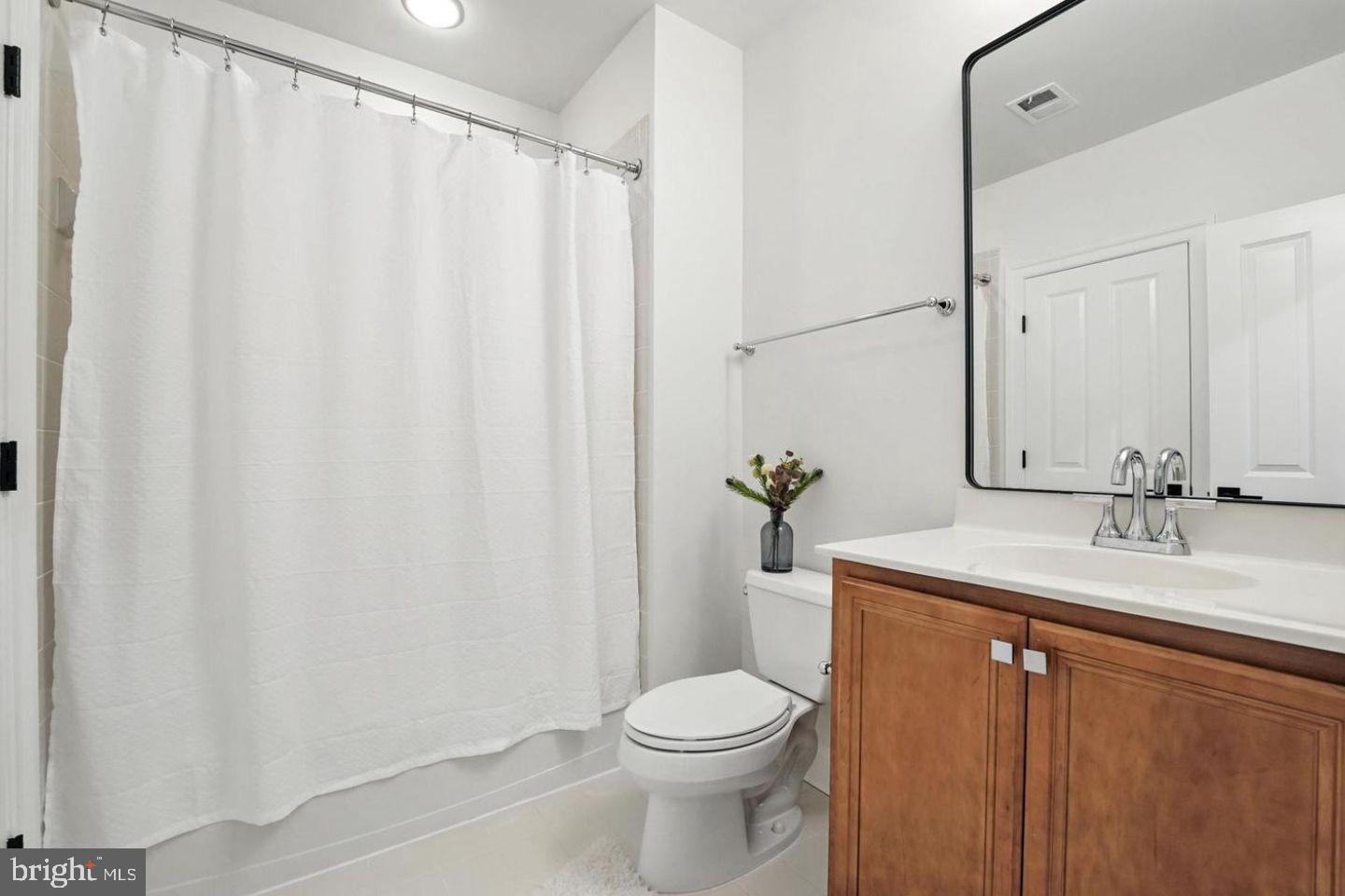 6634 BRAWNER ST, MCLEAN, Virginia 22101, 5 Bedrooms Bedrooms, ,4 BathroomsBathrooms,Residential,For sale,6634 BRAWNER ST,VAFX2292930 MLS # VAFX2292930 6634 BRAWNER ST, MCLEAN, Virginia 22101, 5 Bedrooms Bedrooms, ,4 BathroomsBathrooms,Residential,For sale,6634 BRAWNER ST,VAFX2292930 MLS # VAFX2292930