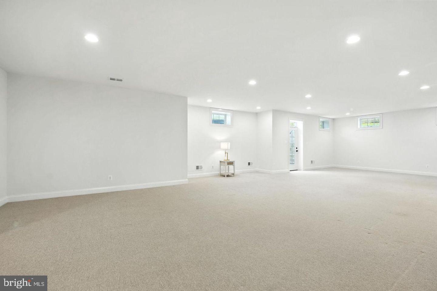 6634 BRAWNER ST, MCLEAN, Virginia 22101, 5 Bedrooms Bedrooms, ,4 BathroomsBathrooms,Residential,For sale,6634 BRAWNER ST,VAFX2292930 MLS # VAFX2292930 6634 BRAWNER ST, MCLEAN, Virginia 22101, 5 Bedrooms Bedrooms, ,4 BathroomsBathrooms,Residential,For sale,6634 BRAWNER ST,VAFX2292930 MLS # VAFX2292930