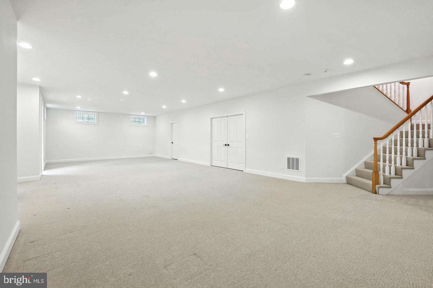 6634 BRAWNER ST, MCLEAN, Virginia 22101, 5 Bedrooms Bedrooms, ,4 BathroomsBathrooms,Residential,For sale,6634 BRAWNER ST,VAFX2292930 MLS # VAFX2292930 6634 BRAWNER ST, MCLEAN, Virginia 22101, 5 Bedrooms Bedrooms, ,4 BathroomsBathrooms,Residential,For sale,6634 BRAWNER ST,VAFX2292930 MLS # VAFX2292930