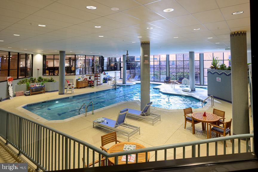 5904 MOUNT EAGLE DR #201, ALEXANDRIA, Virginia 22303, 2 Bedrooms Bedrooms, 8 Rooms Rooms,2 BathroomsBathrooms,Residential,For sale,5904 MOUNT EAGLE DR #201,VAFX2292932 MLS # VAFX2292932