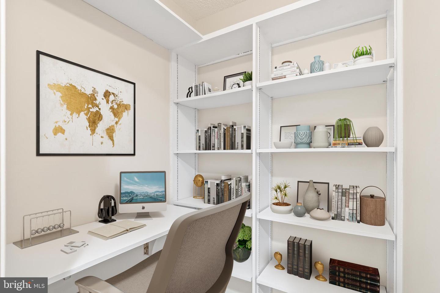 5904 MOUNT EAGLE DR #201, ALEXANDRIA, Virginia 22303, 2 Bedrooms Bedrooms, 8 Rooms Rooms,2 BathroomsBathrooms,Residential,For sale,5904 MOUNT EAGLE DR #201,VAFX2292932 MLS # VAFX2292932