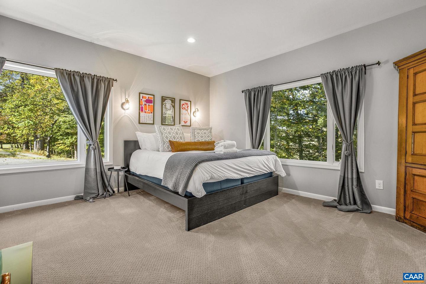 5498 WYANT LN, CHARLOTTESVILLE, Virginia 22903, 4 Bedrooms Bedrooms, ,3 BathroomsBathrooms,Residential,For sale,5498 WYANT LN,673705 MLS # 673705